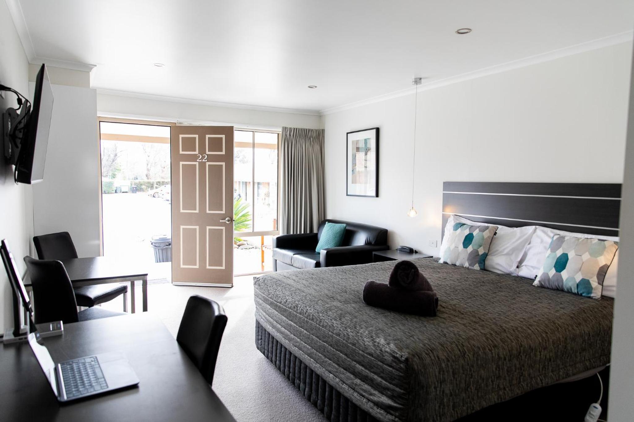 King Room with Garden View