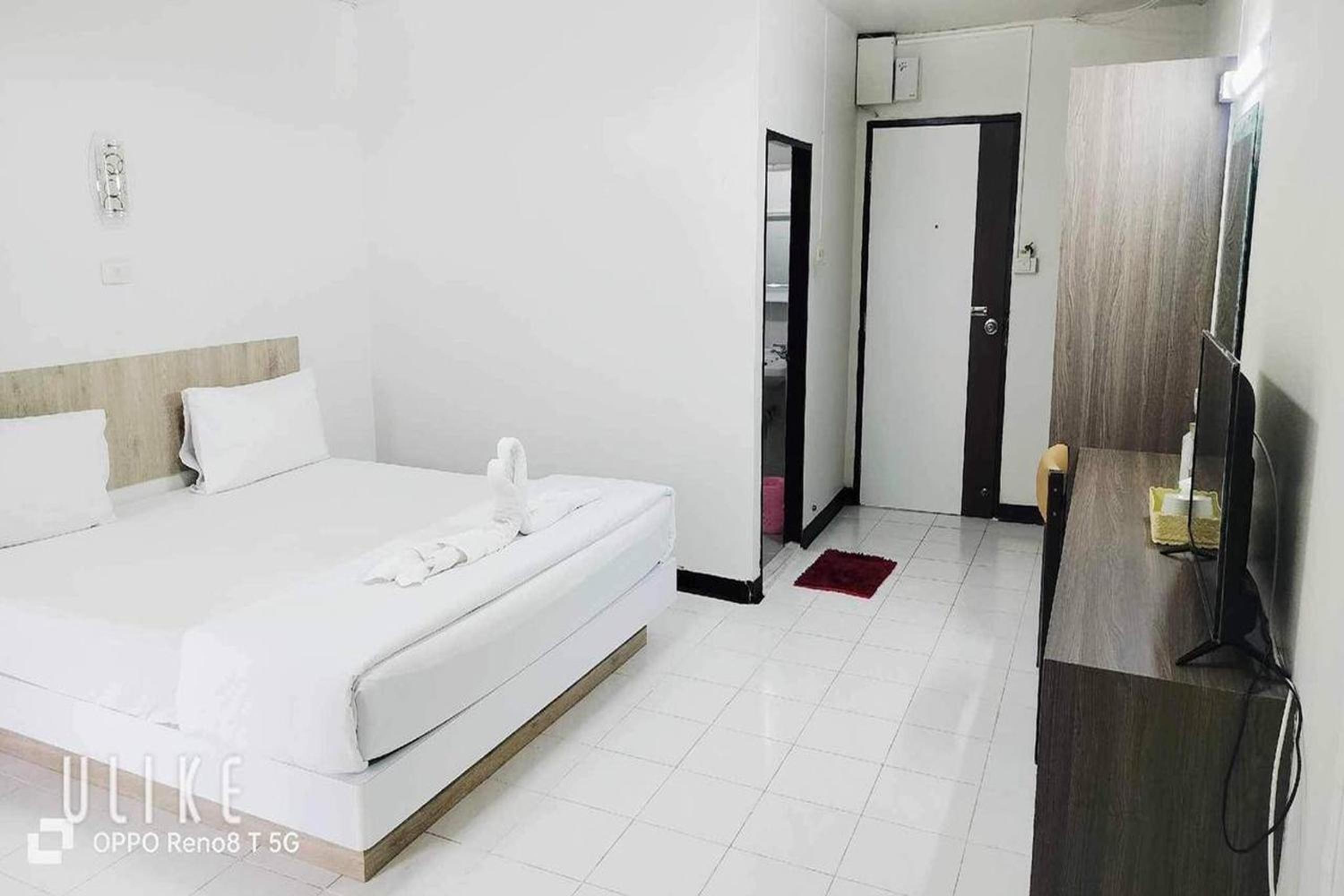 Deluxe Double Room - Photo 3