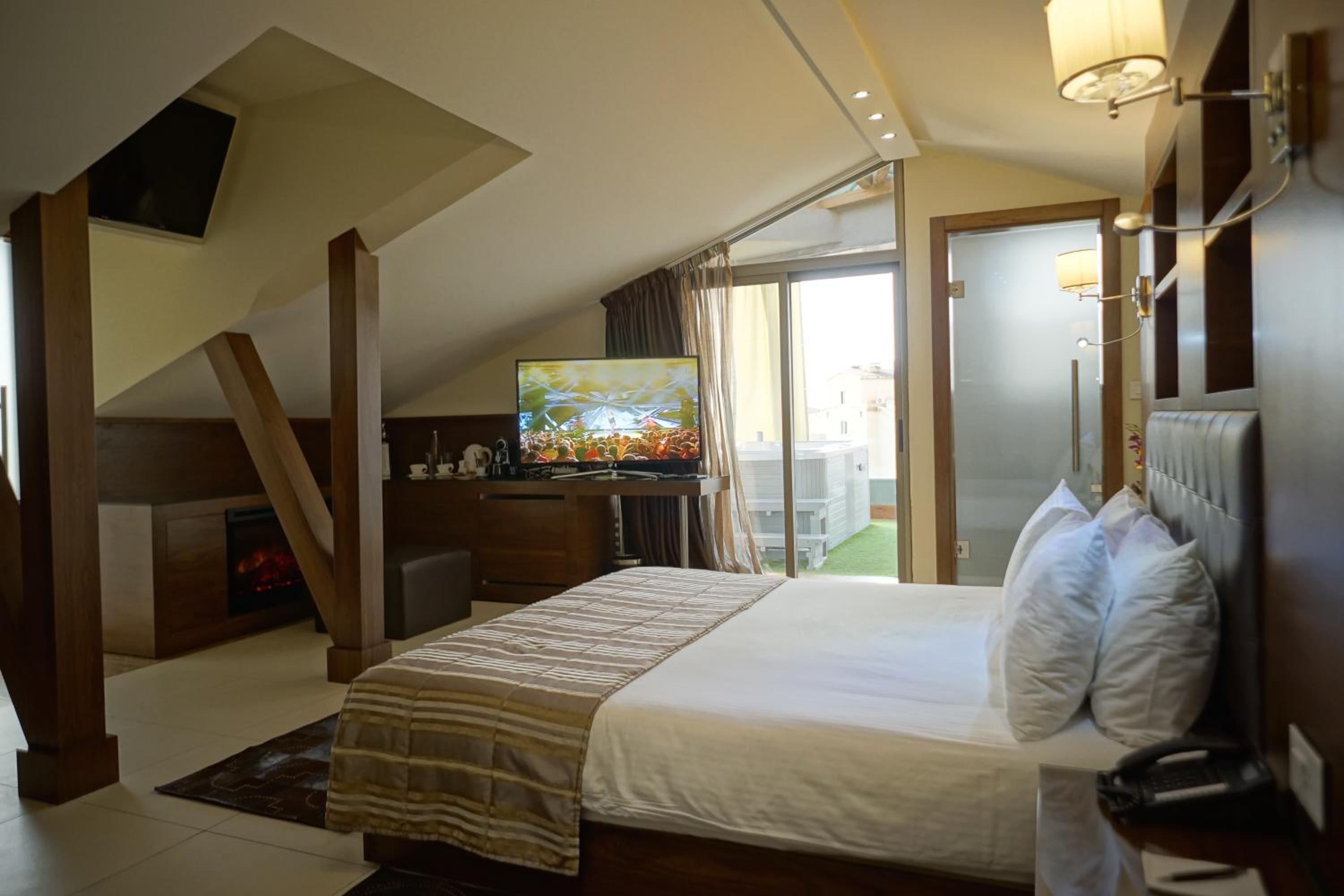 Xtreme Suite 