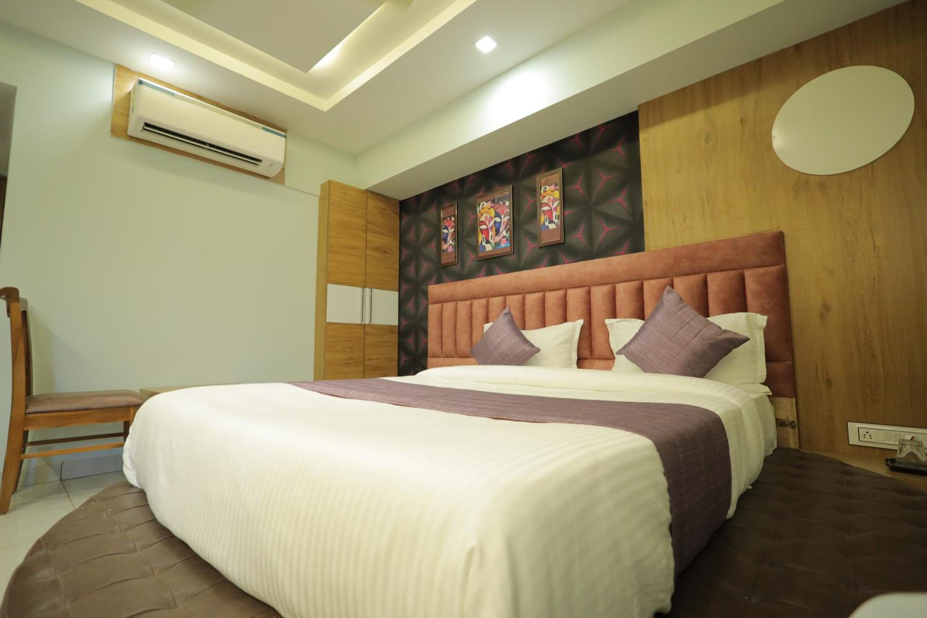 Deluxe Double Room photo 3