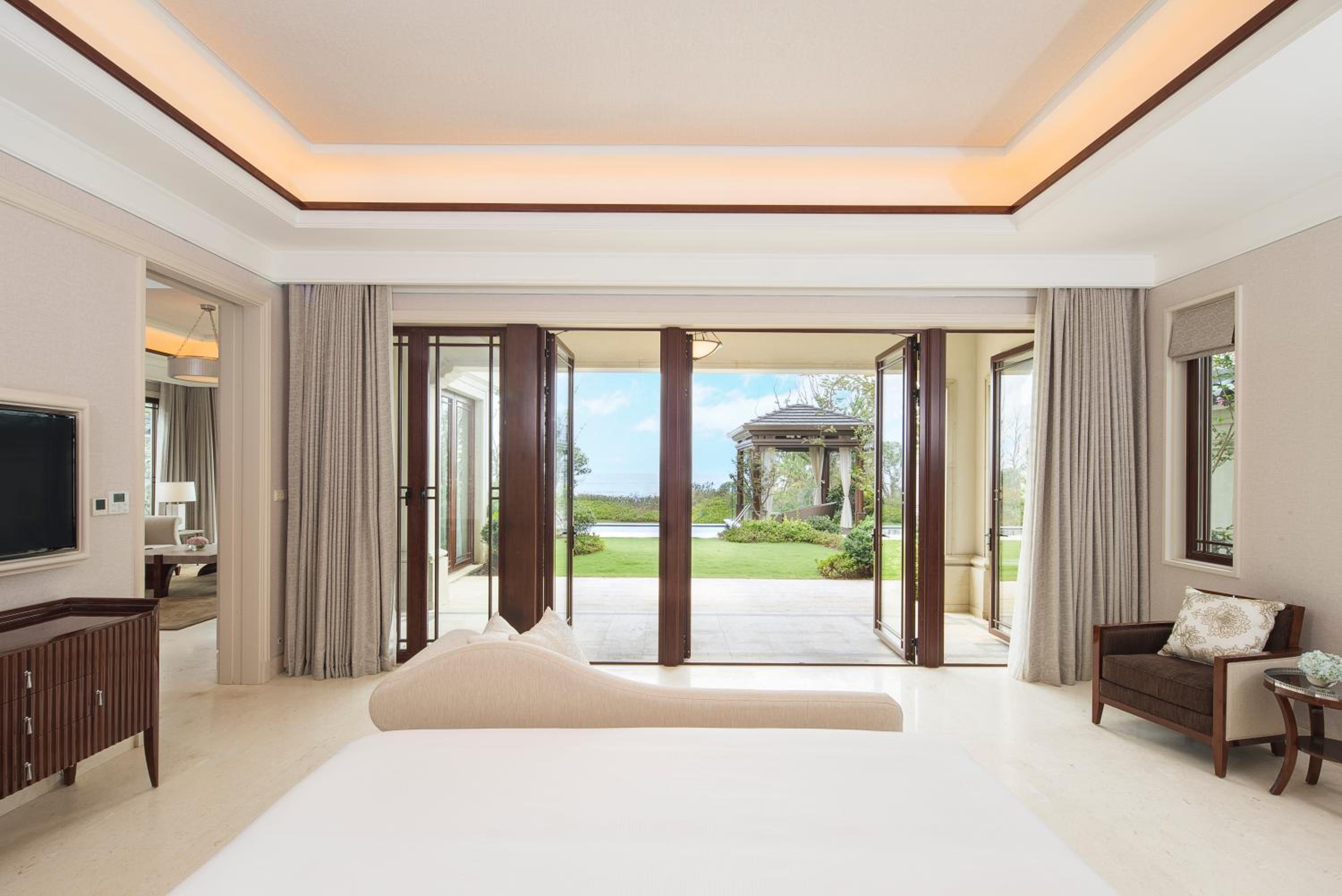 Garden Villa King, Guest room, 1 King, Courtyard view
