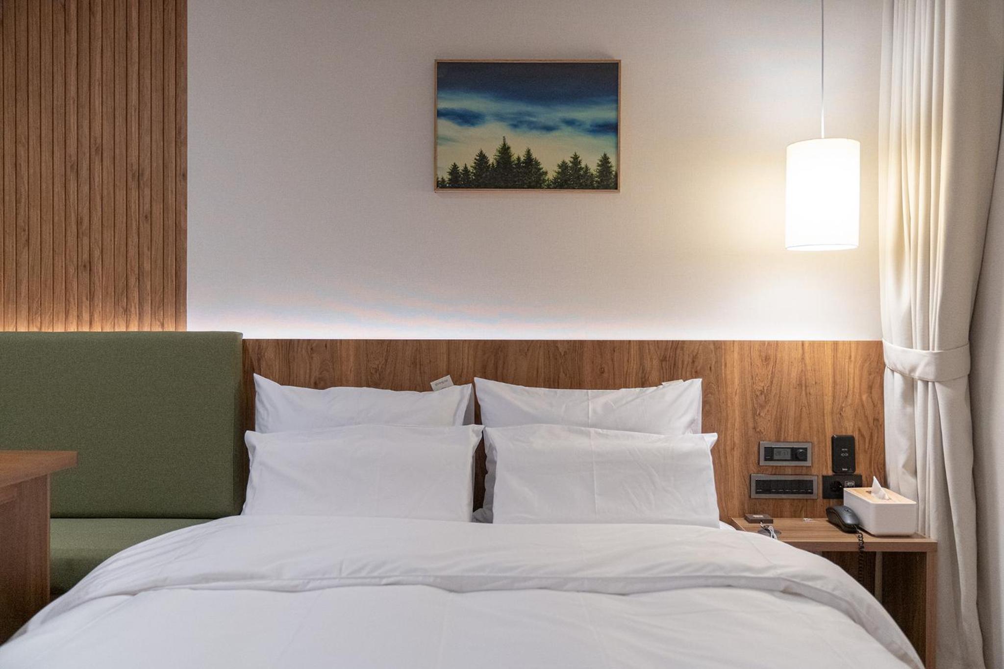 Standard Double Room - Photo 2