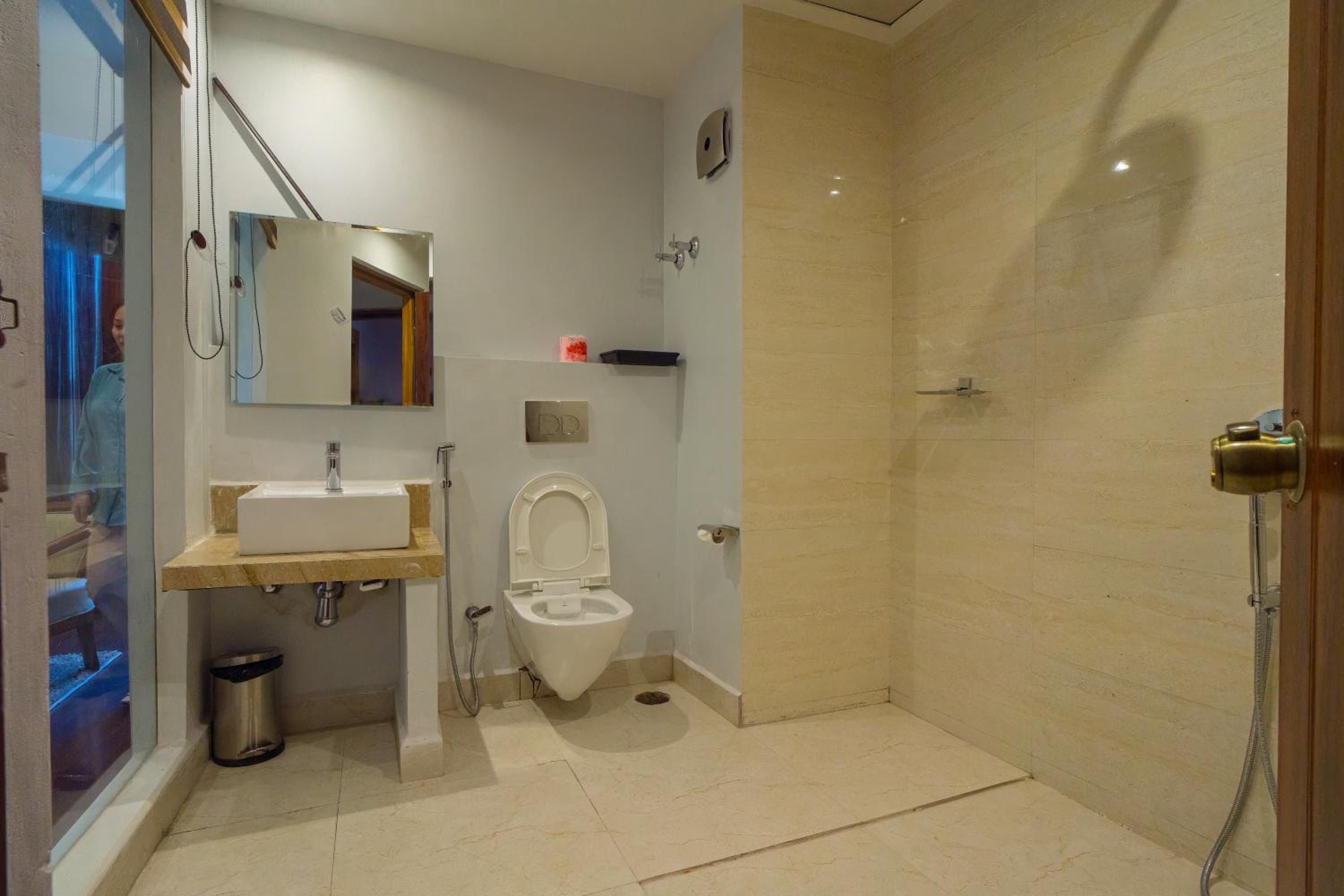 Deluxe Single Room - Photo 3