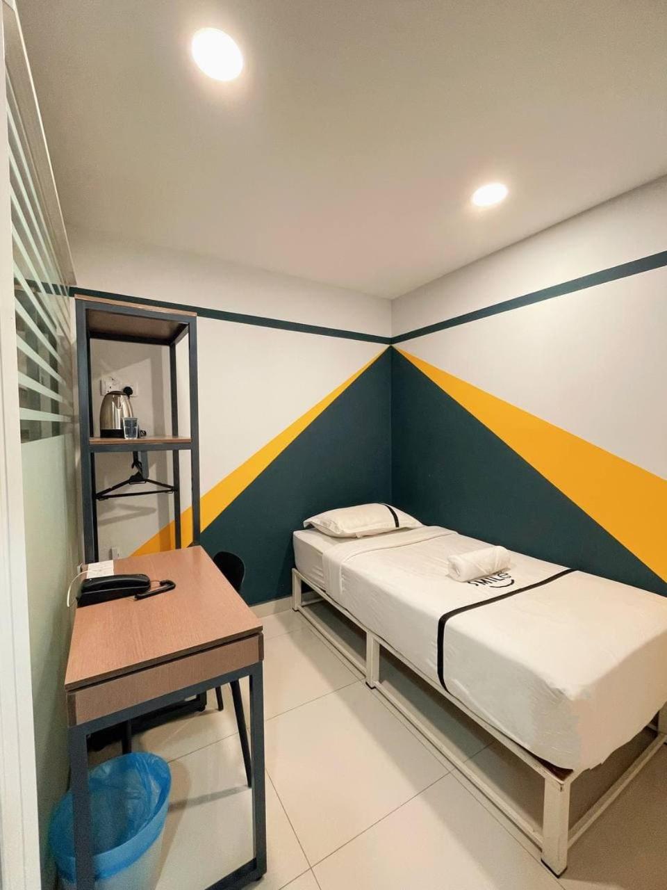 Single Room photo 1