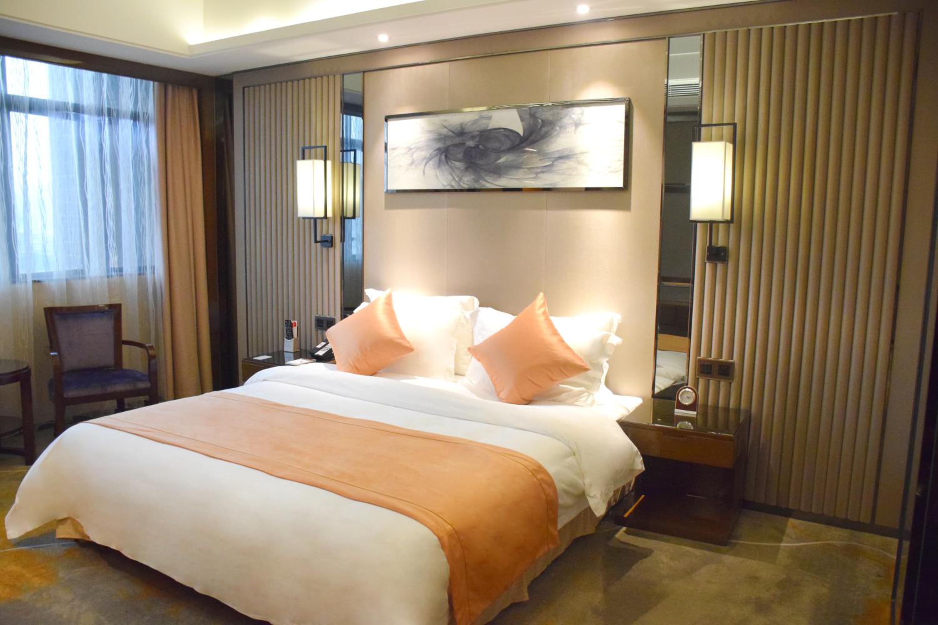 Business King Suite - Non-Smoking photo 2