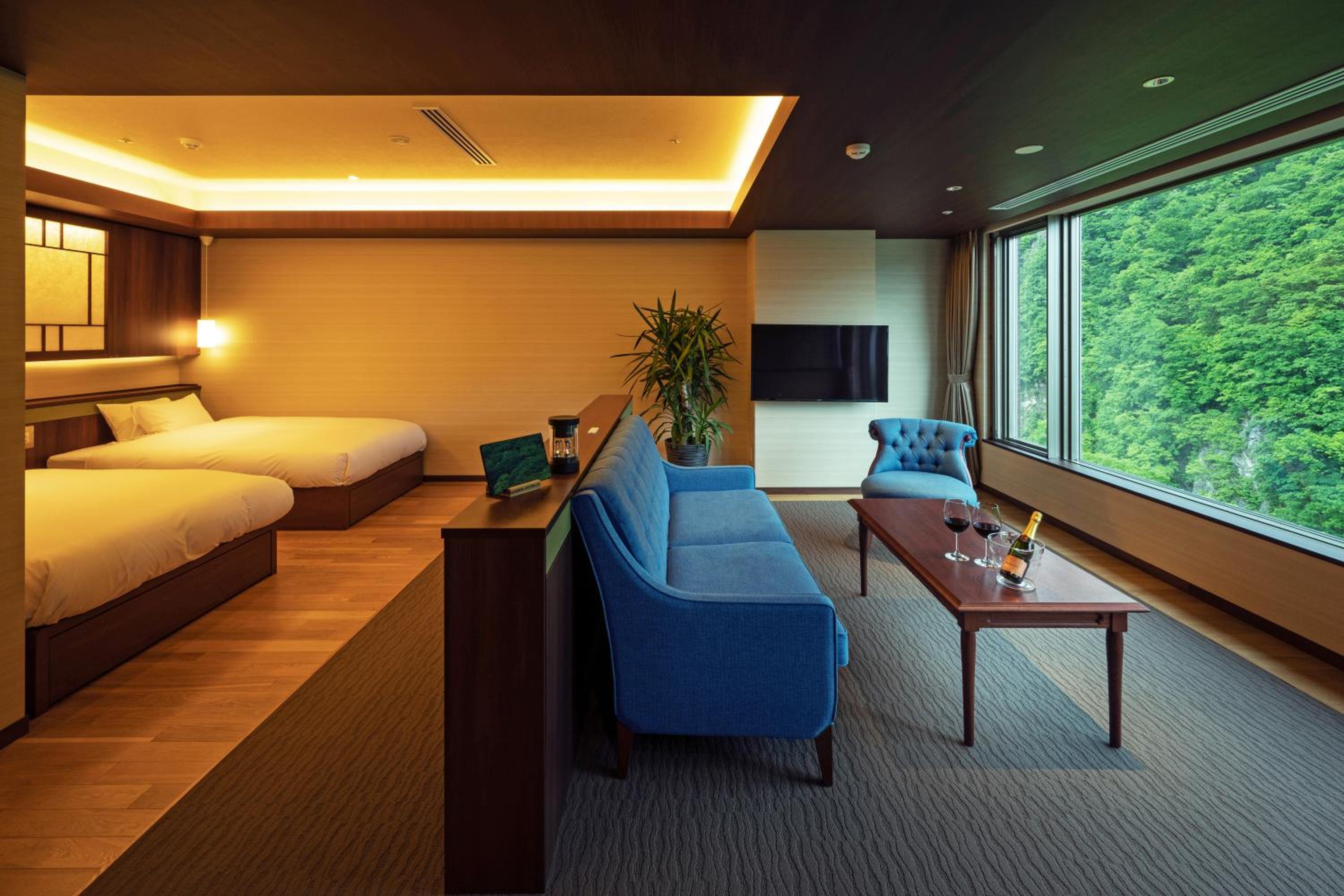 Luxury Room with Onsen View Bath - High Floor photo 1