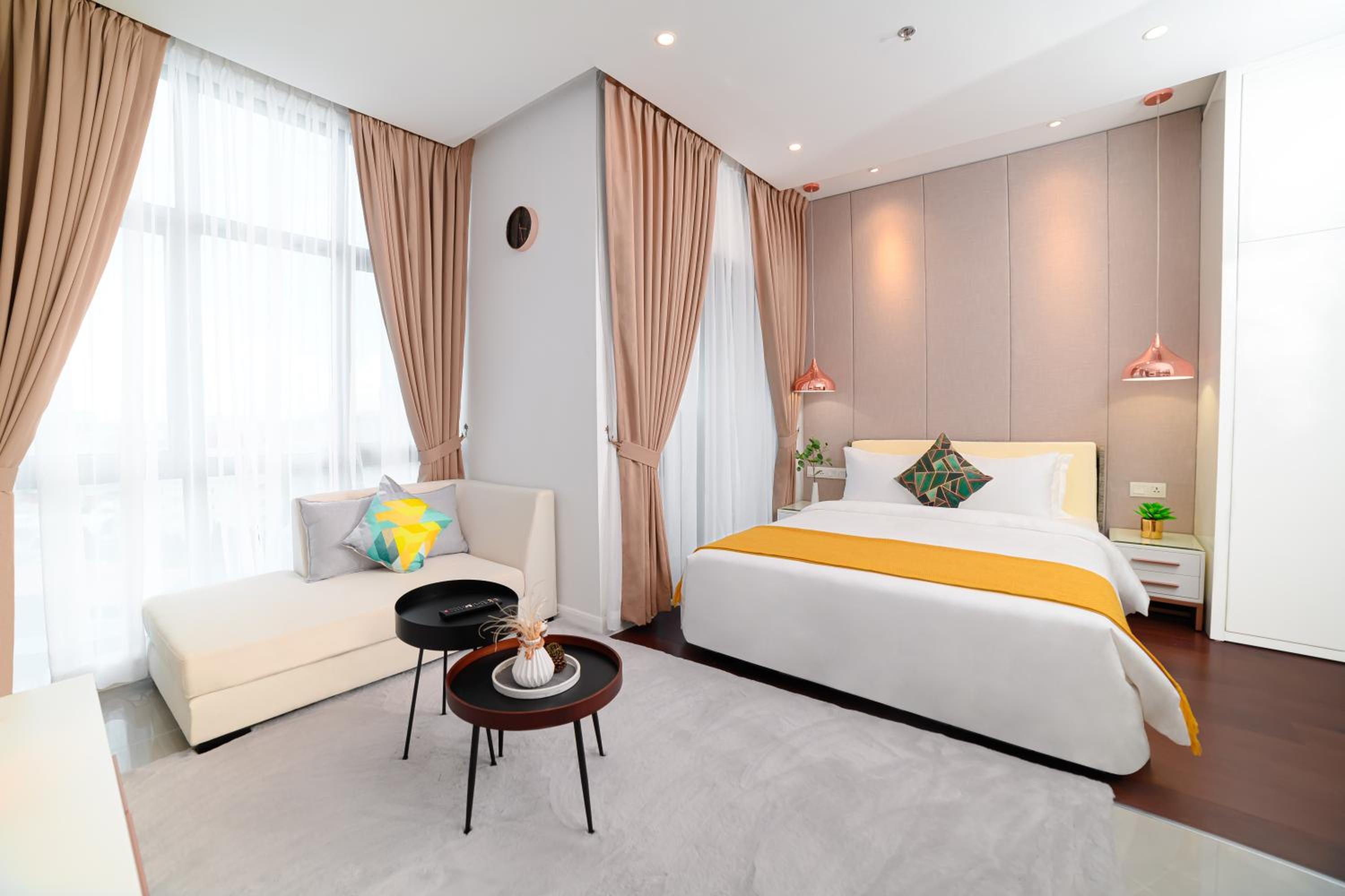 Studio Deluxe Room
