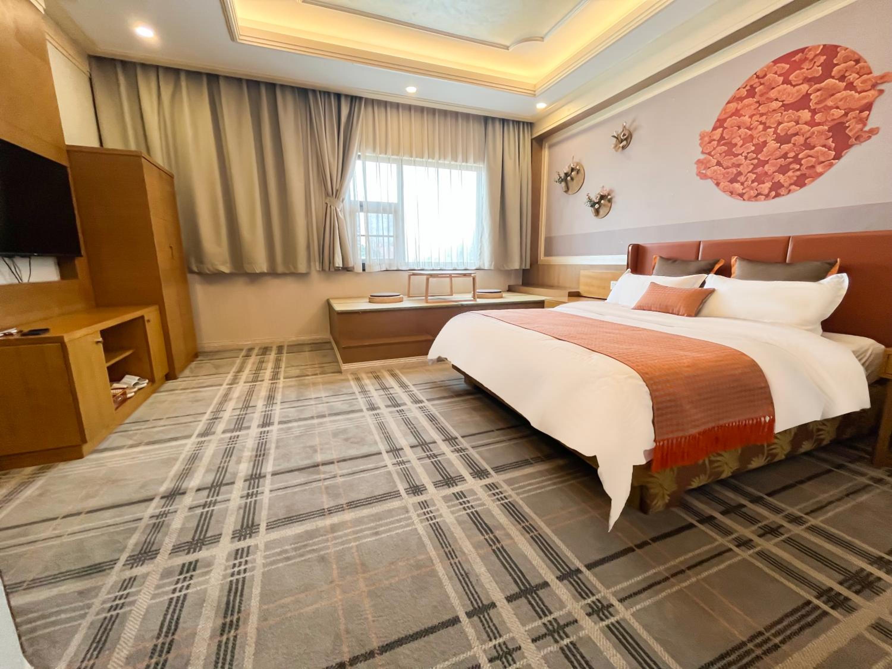 Deluxe Suite photo 1