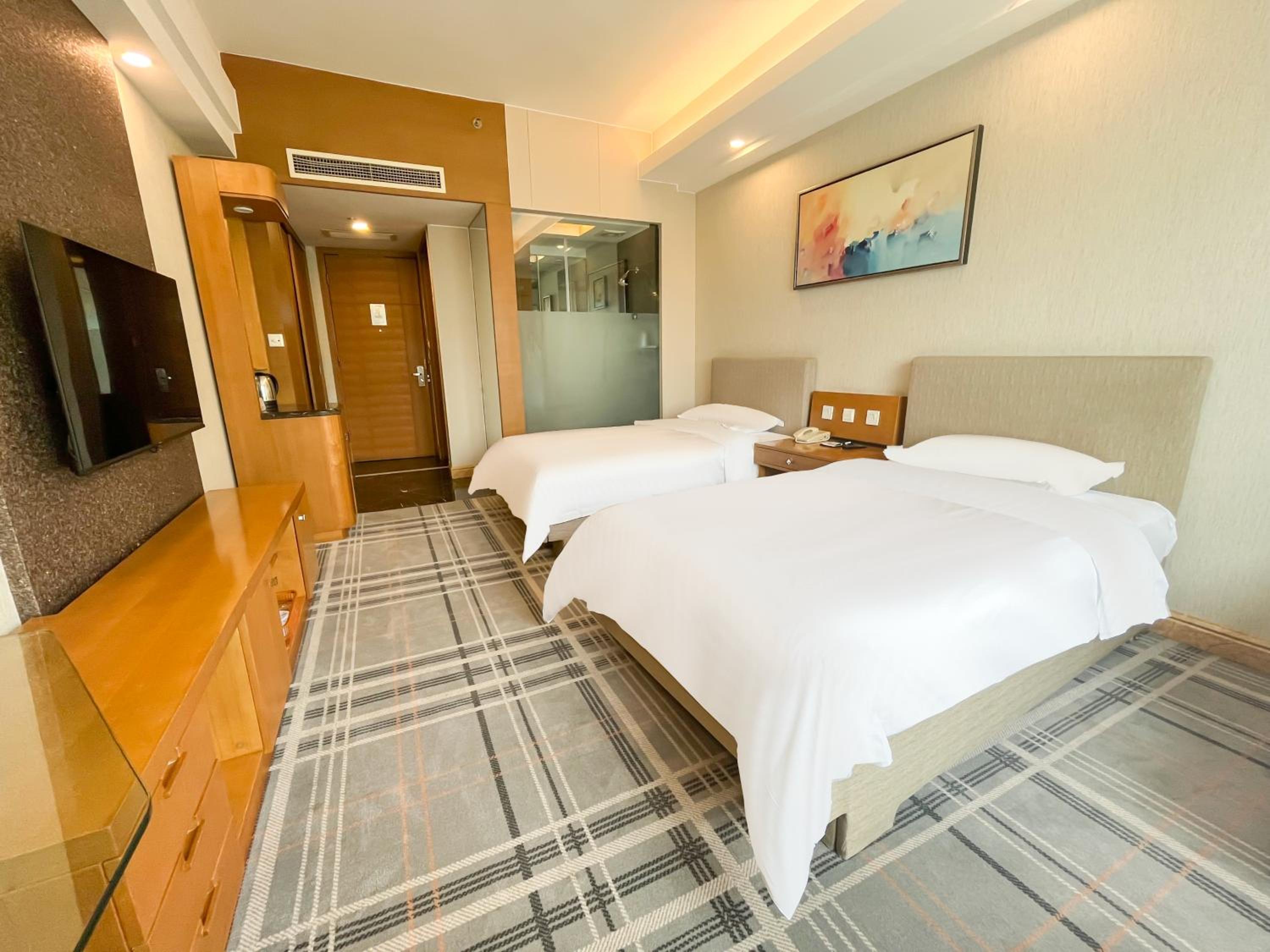 Small Twin Room photo 1