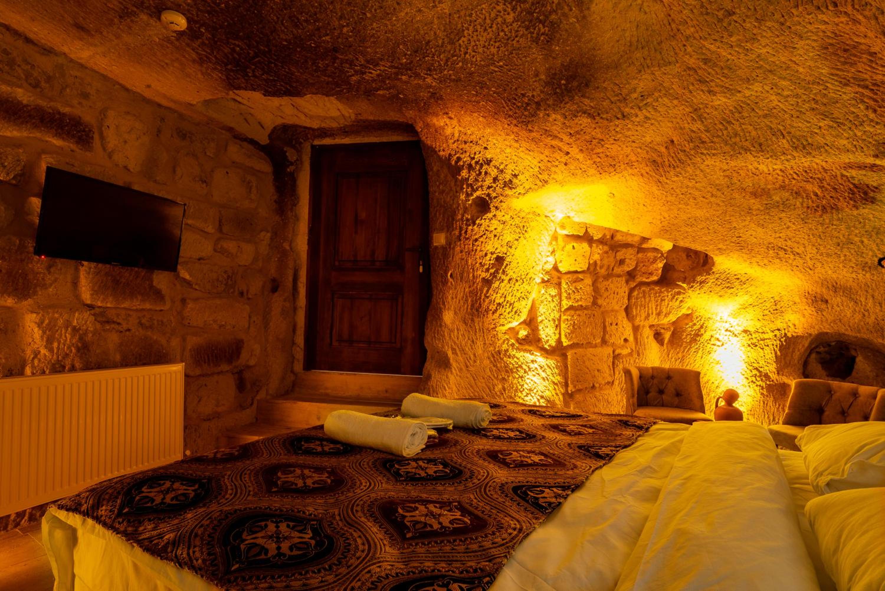Double Room with Private Bathroom photo 1