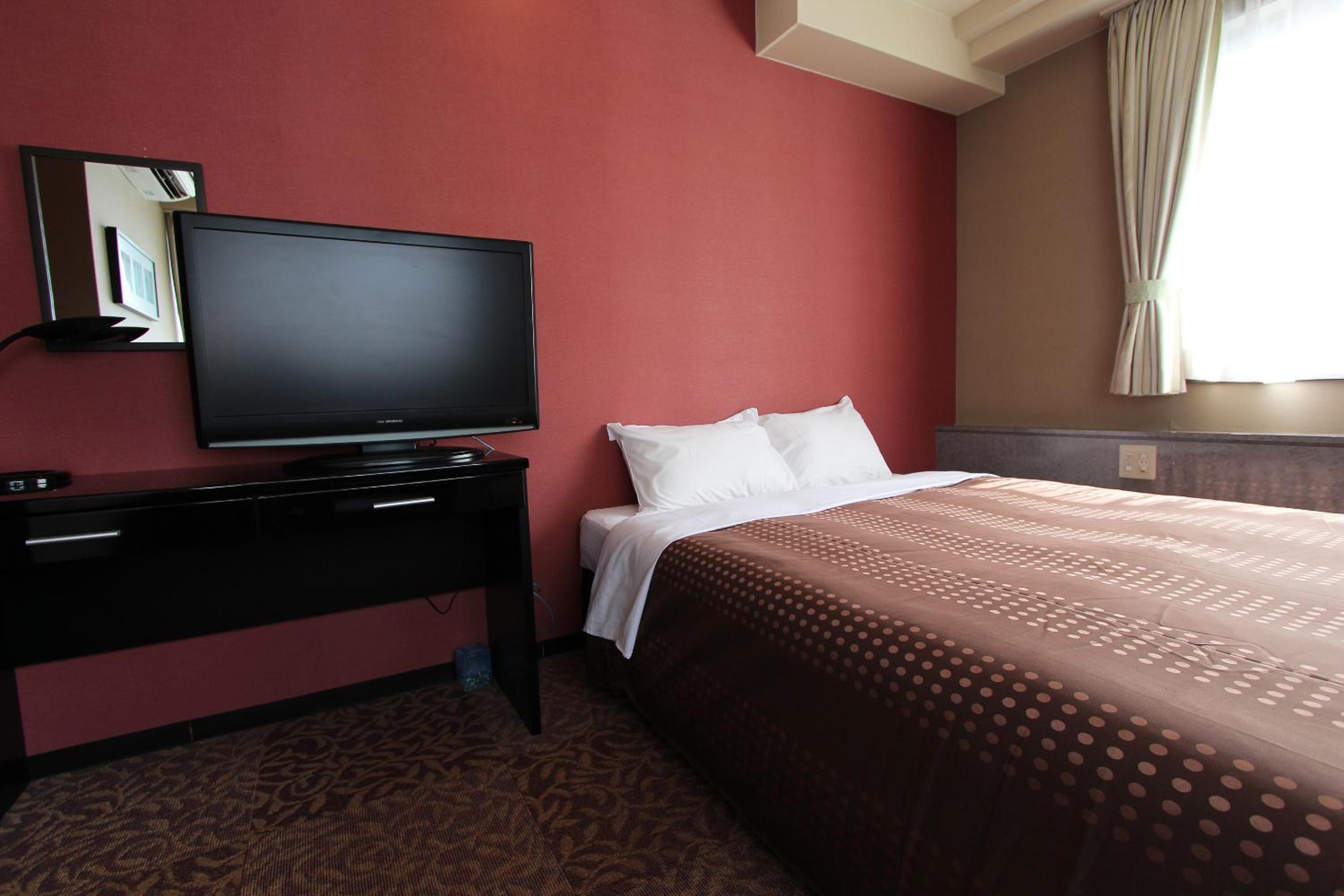 Double Room With Small Double Bed - Non-Smoking photo 2