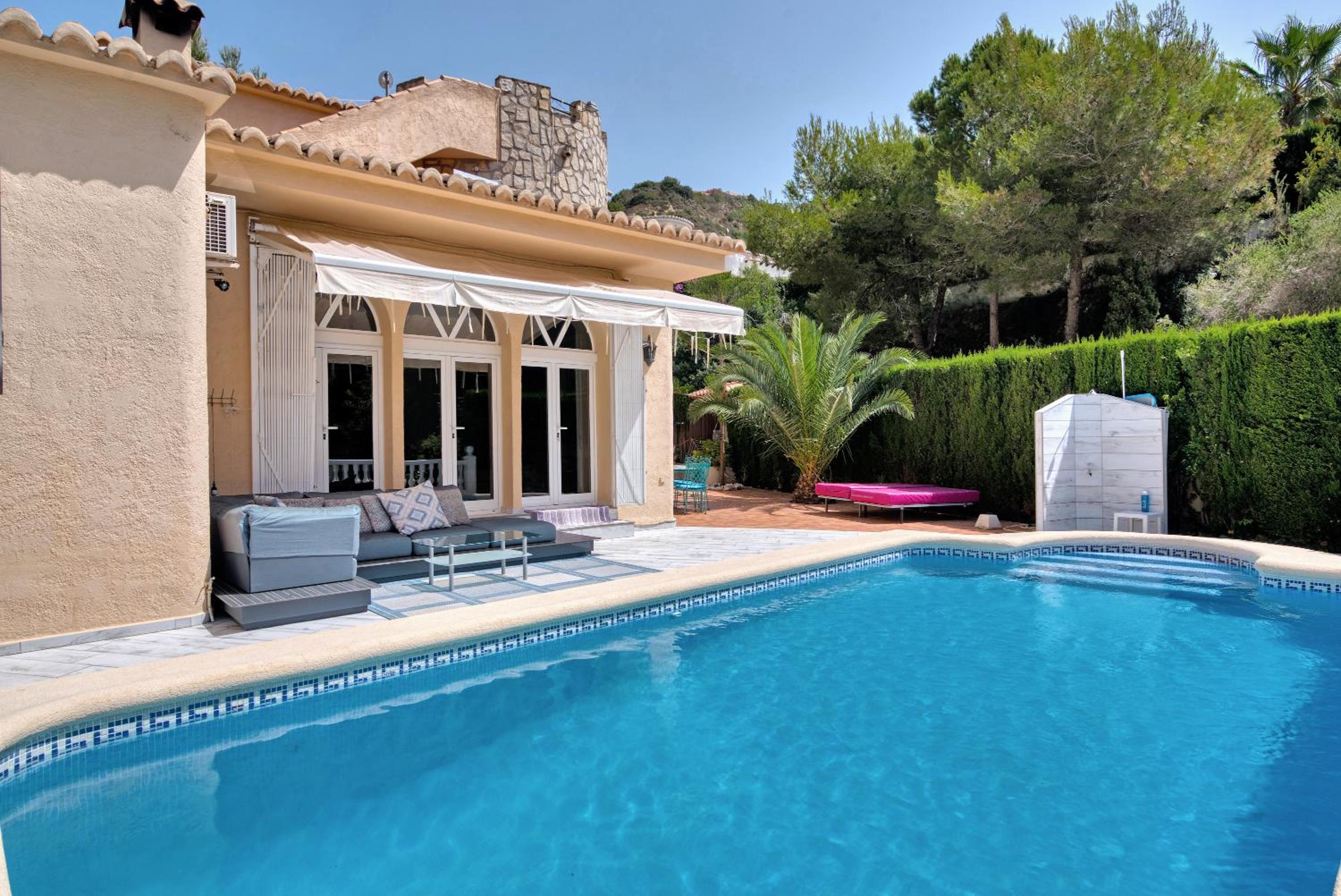 Villa With Sea View photo 2