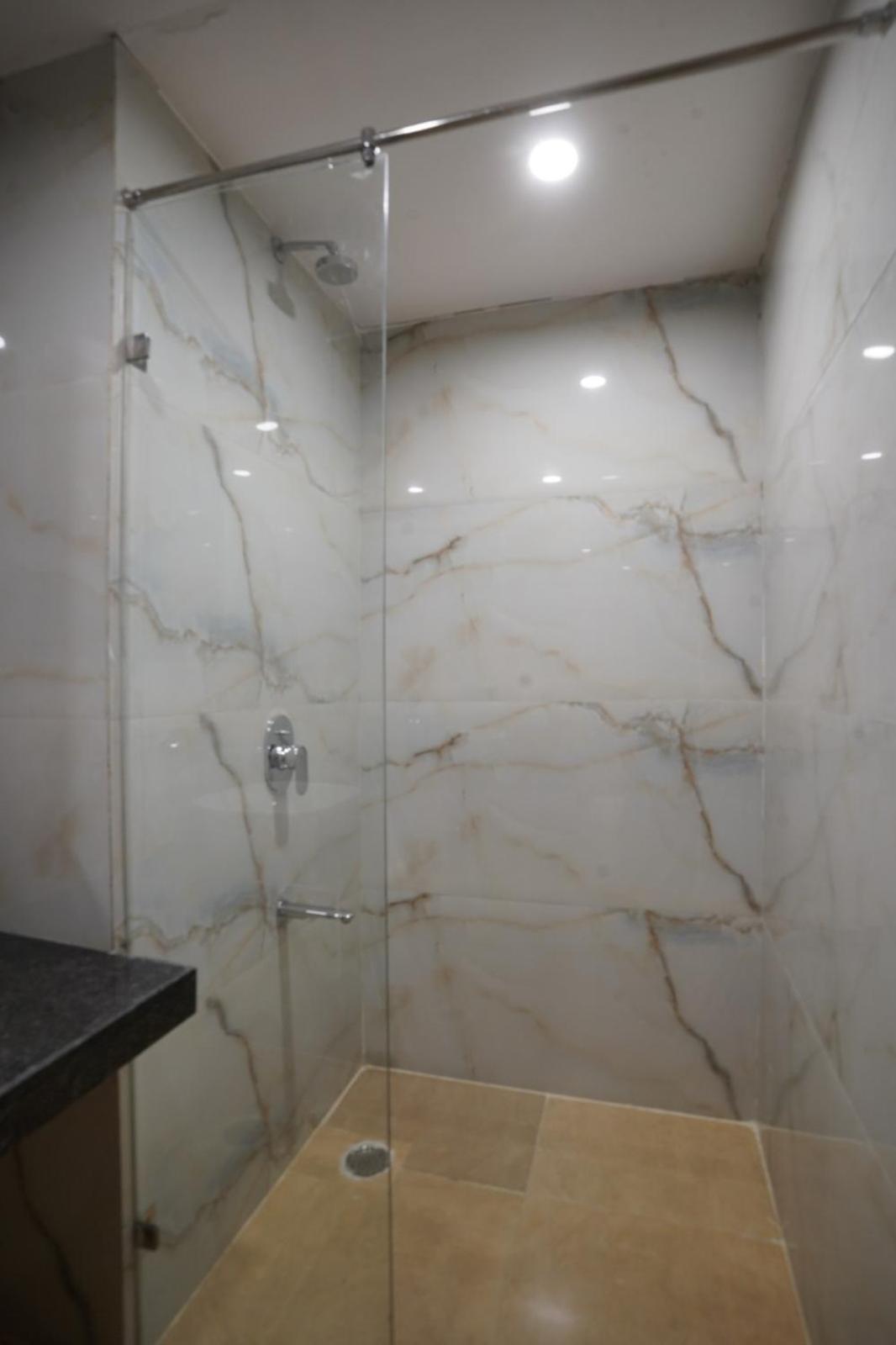 Deluxe Twin Room - Photo 24