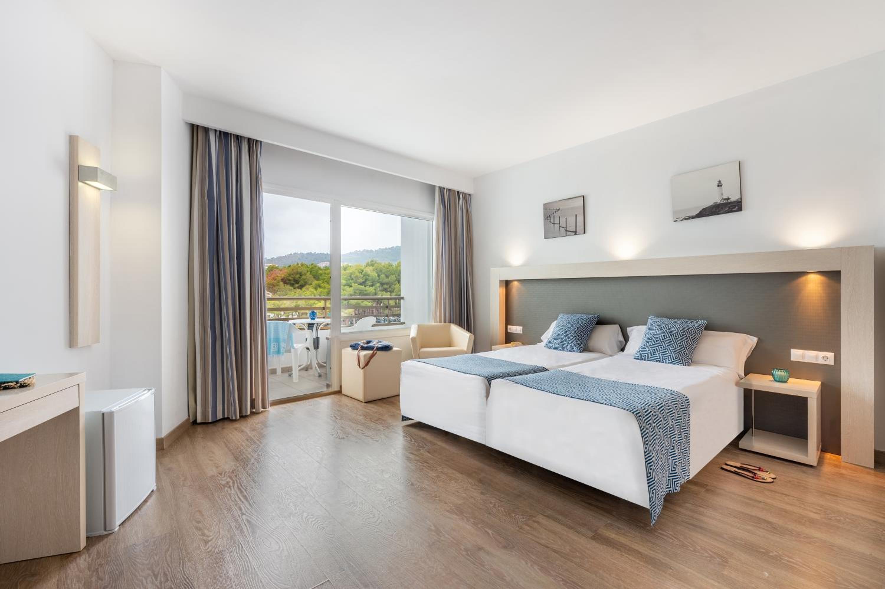 Family Suite with Sea View