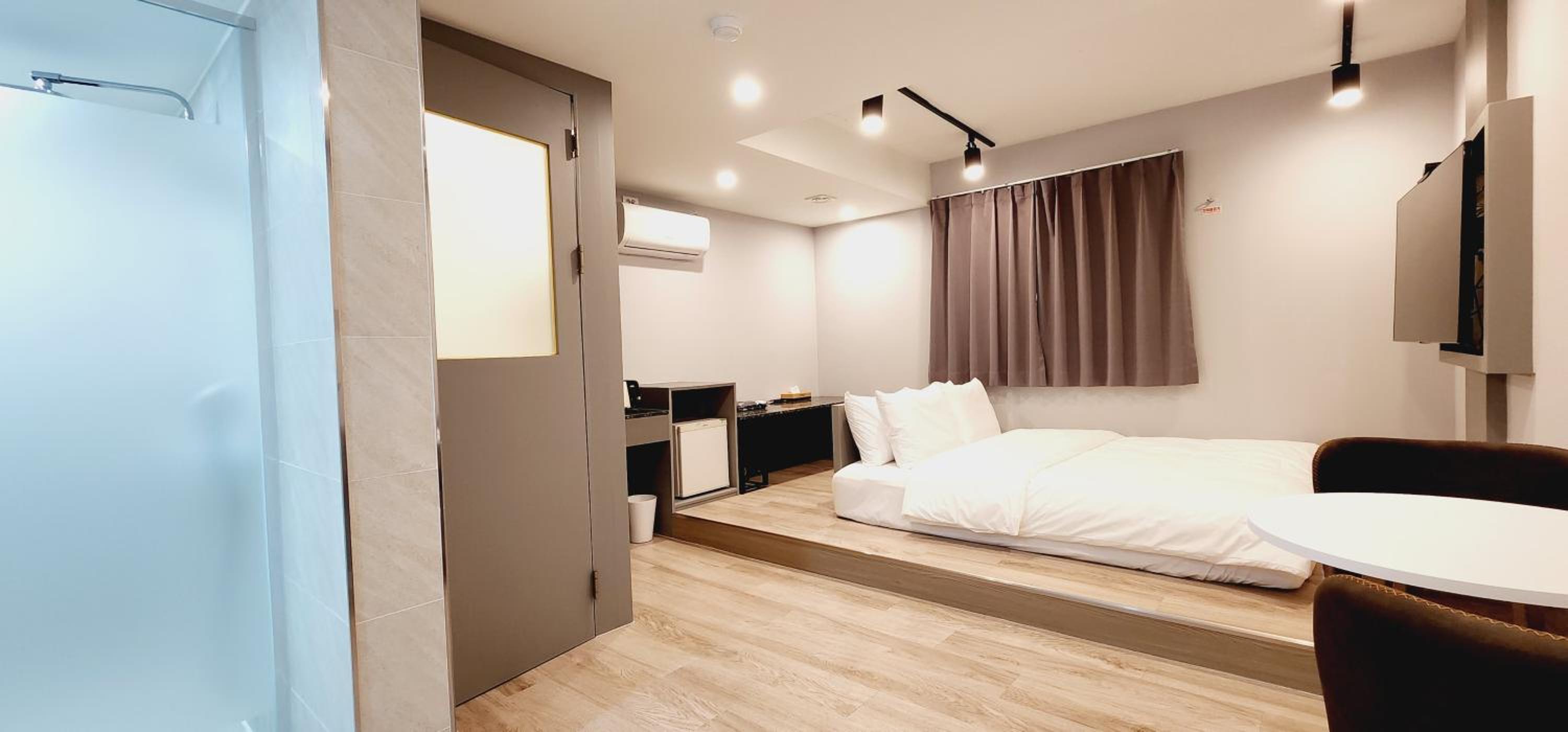 Deluxe Double Room - Photo 5