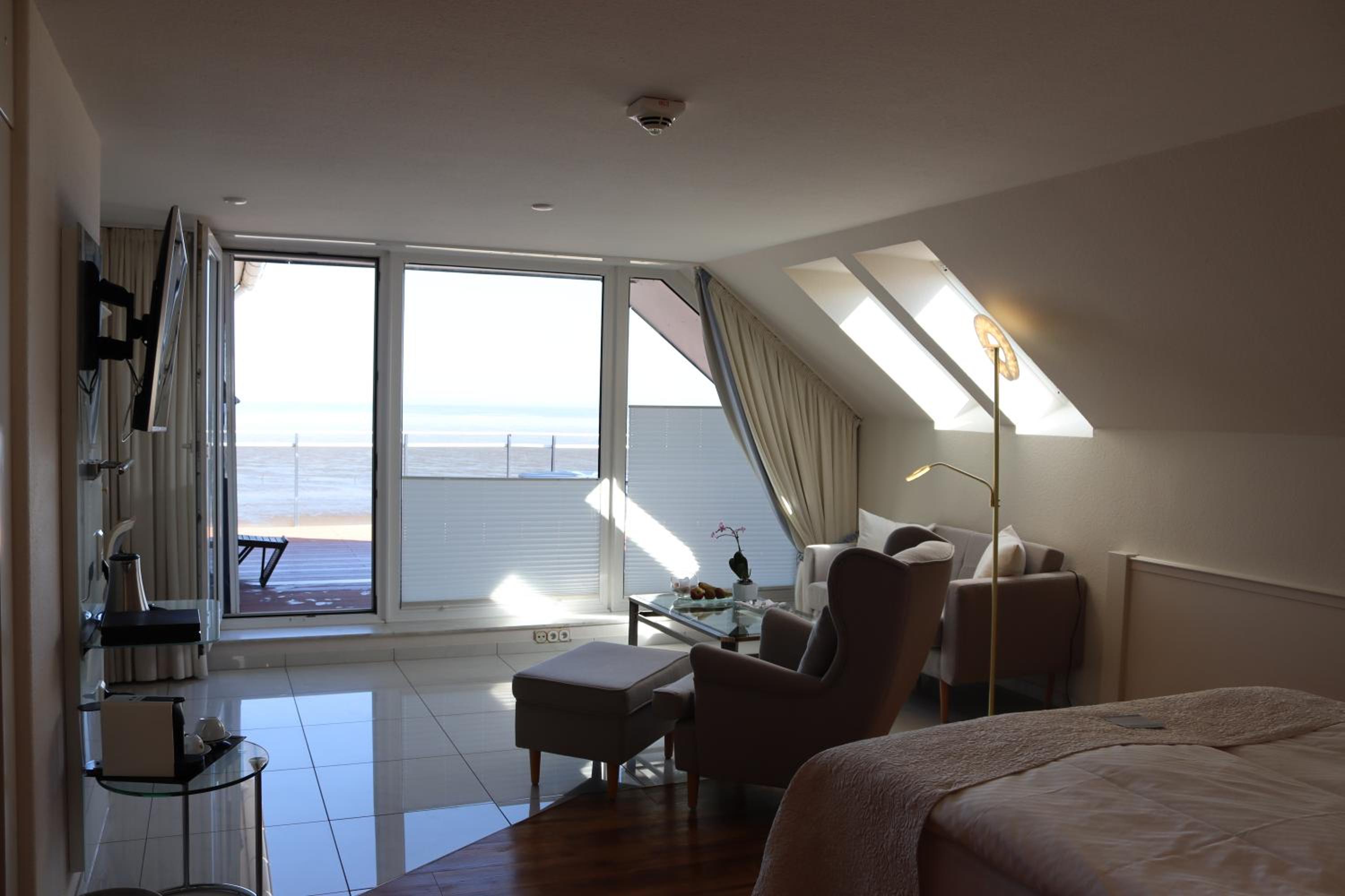 Junior Suite with Sea View photo 1