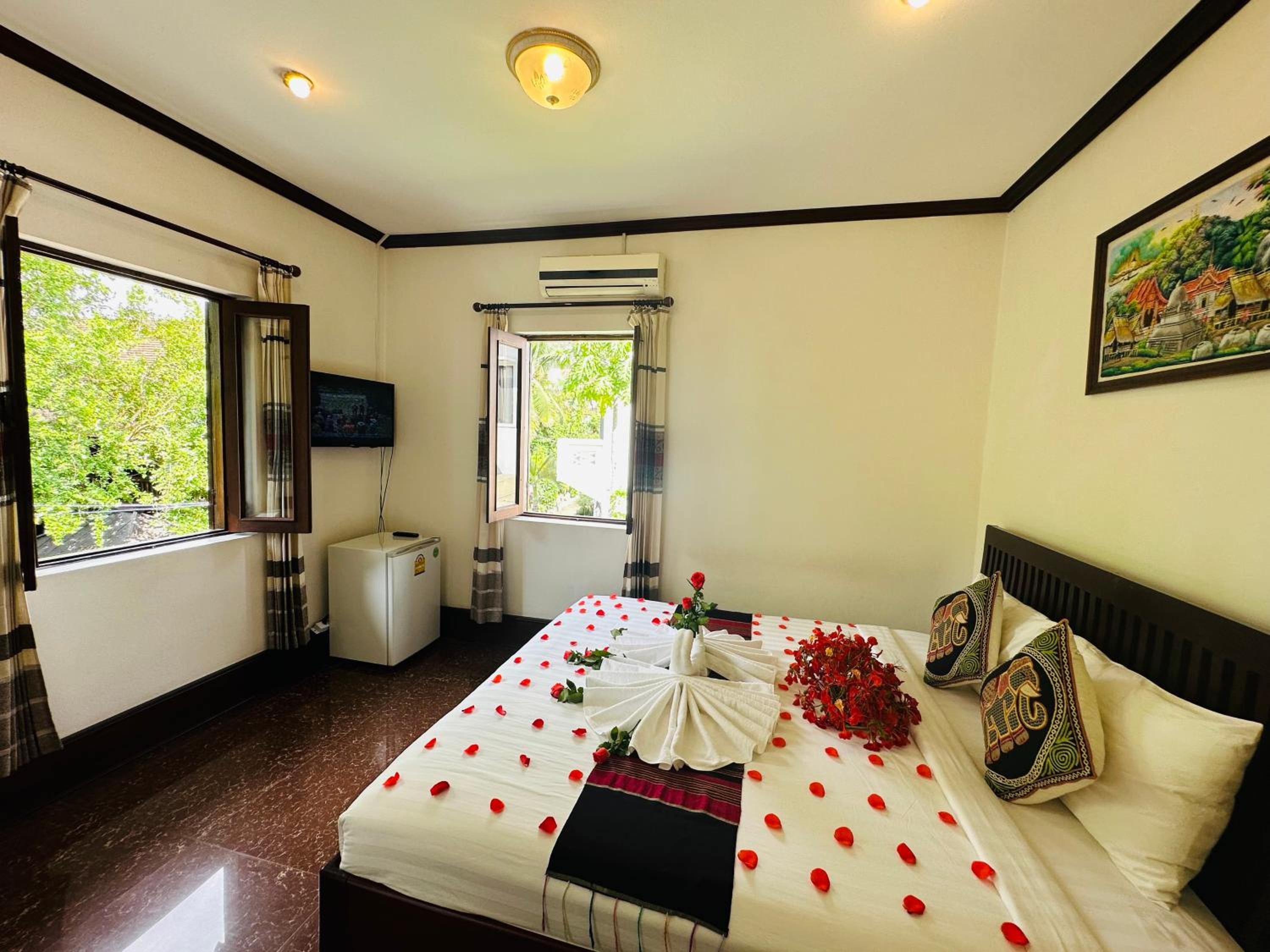 Deluxe Double Room with Balcony photo 1