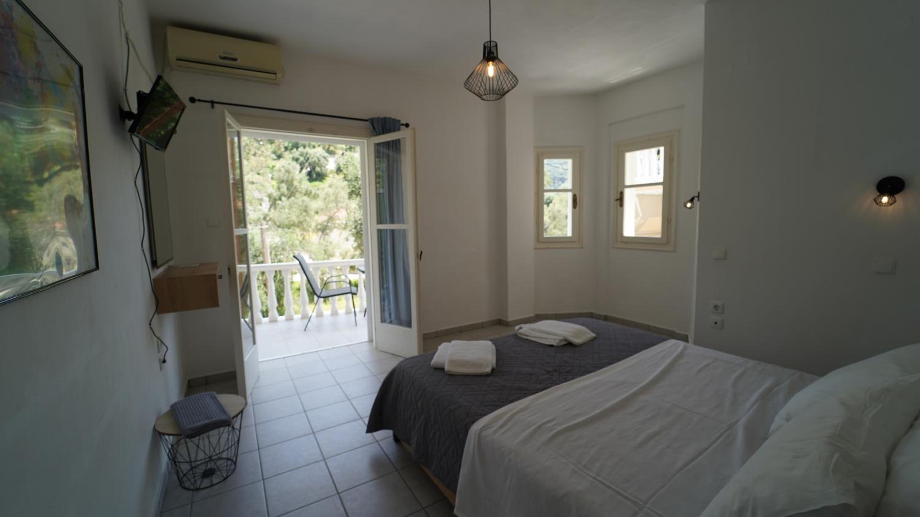 Double Room with Mountain View