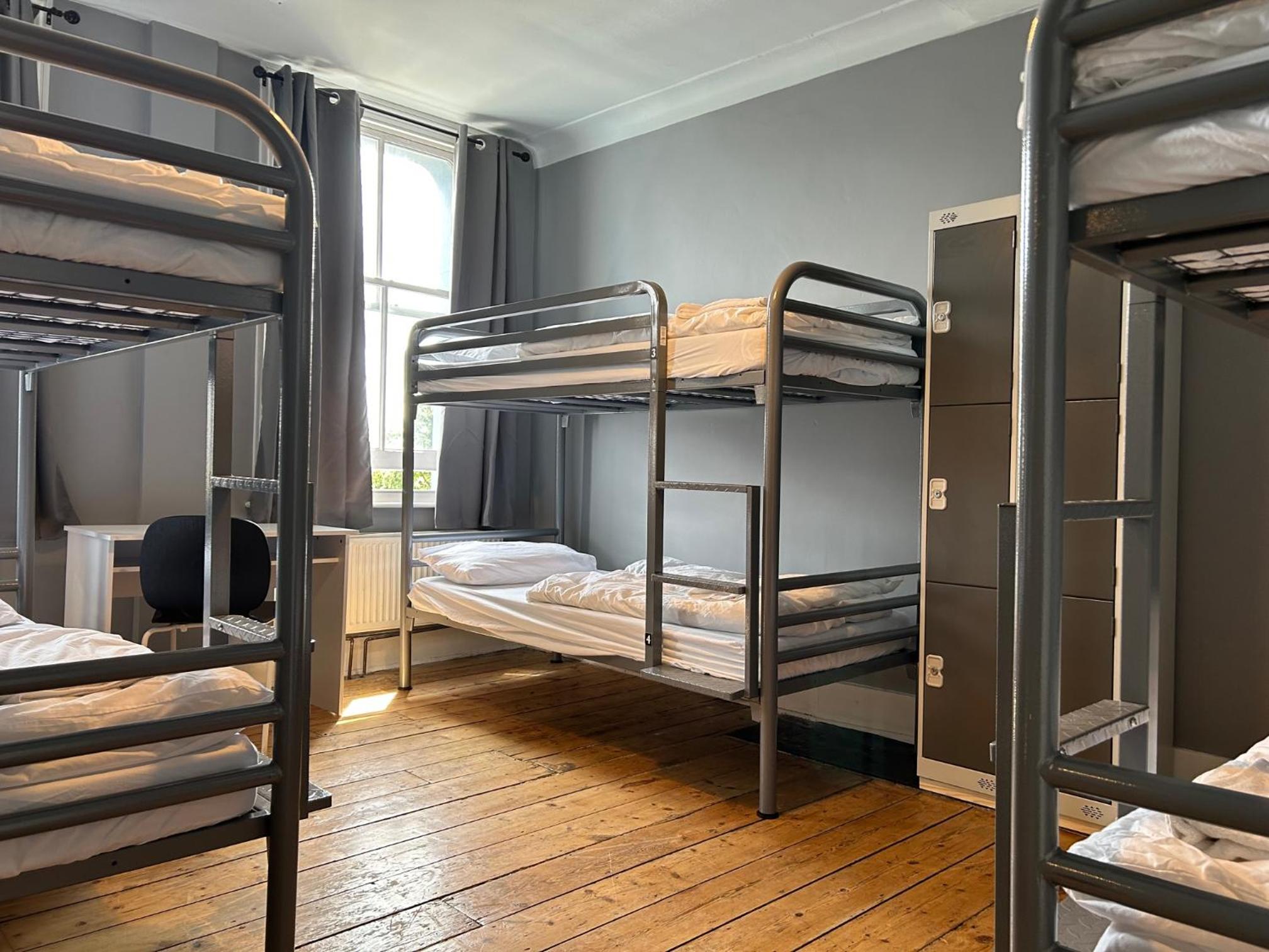 Bed in 6-Bed Female Dormitory Room photo 2