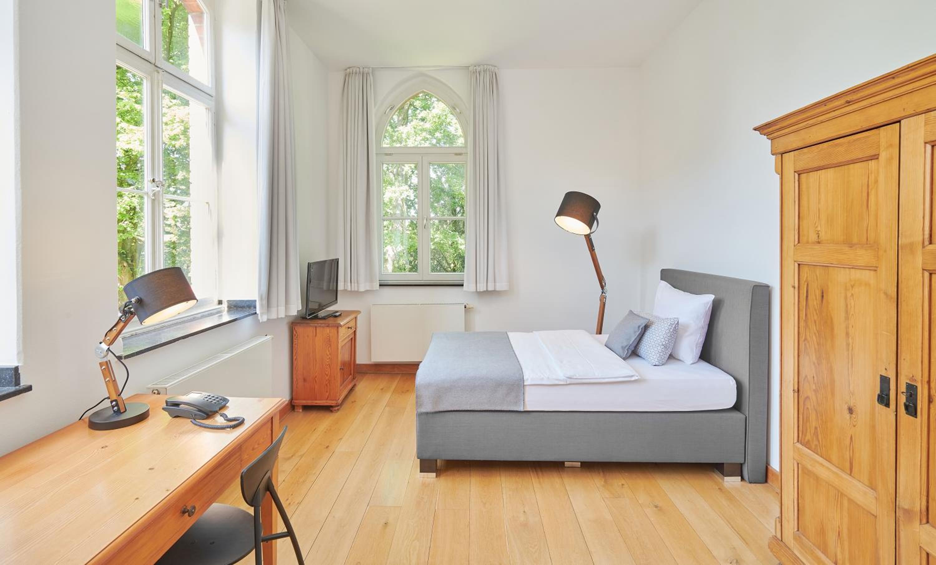 Business Single Room