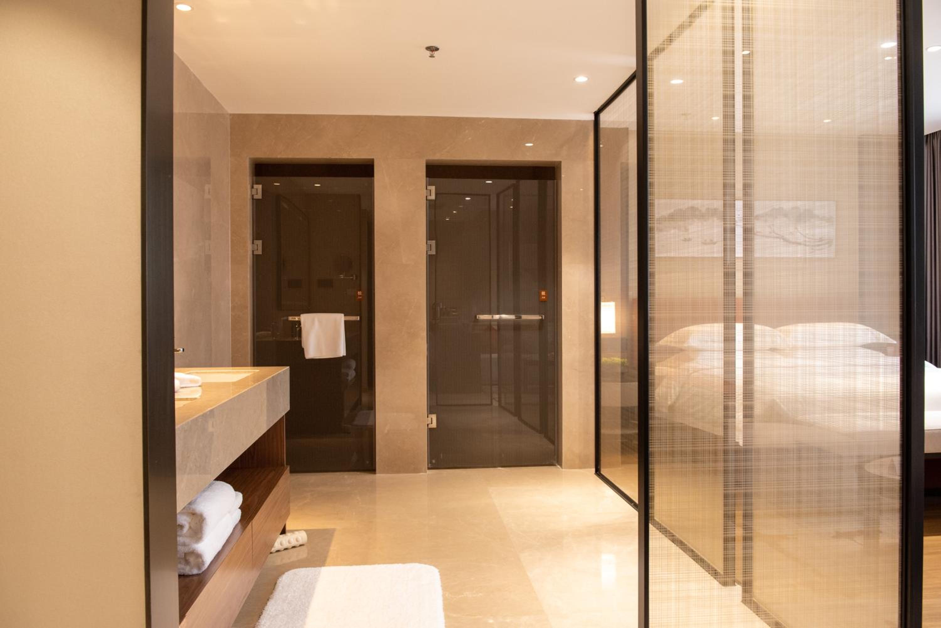 Standard Suite photo 2