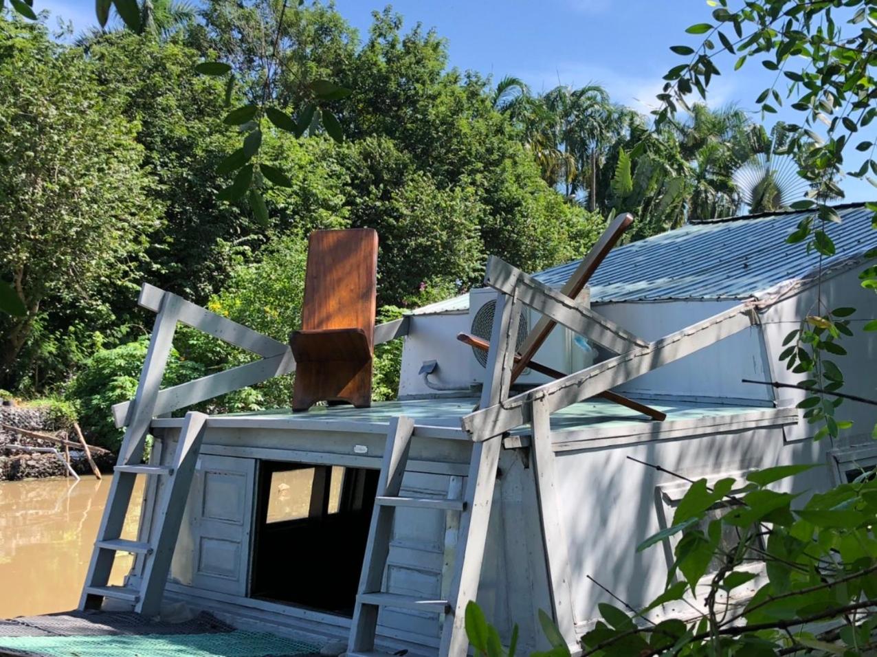Family Cabin on Boat photo 3