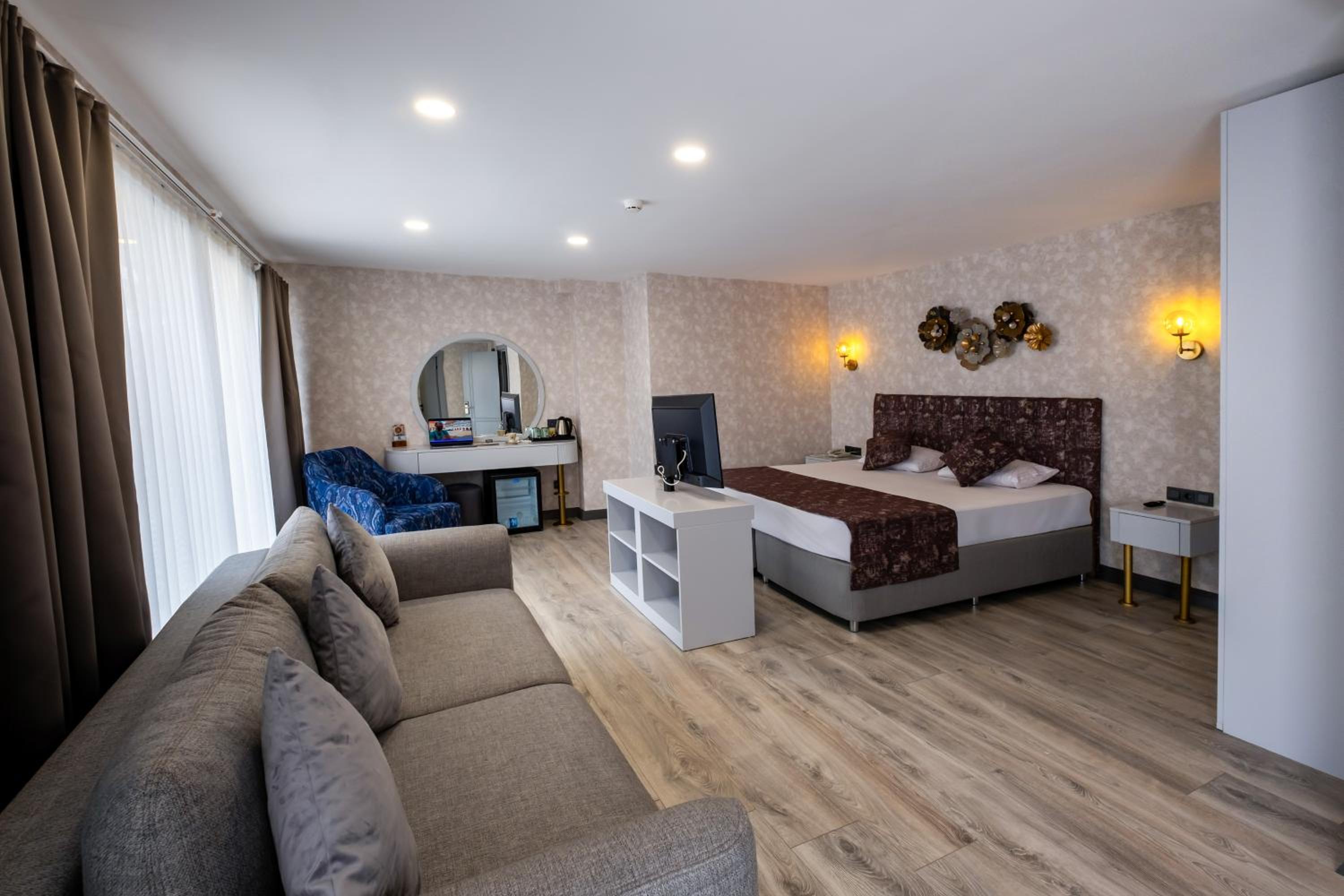 Suite with Terrace