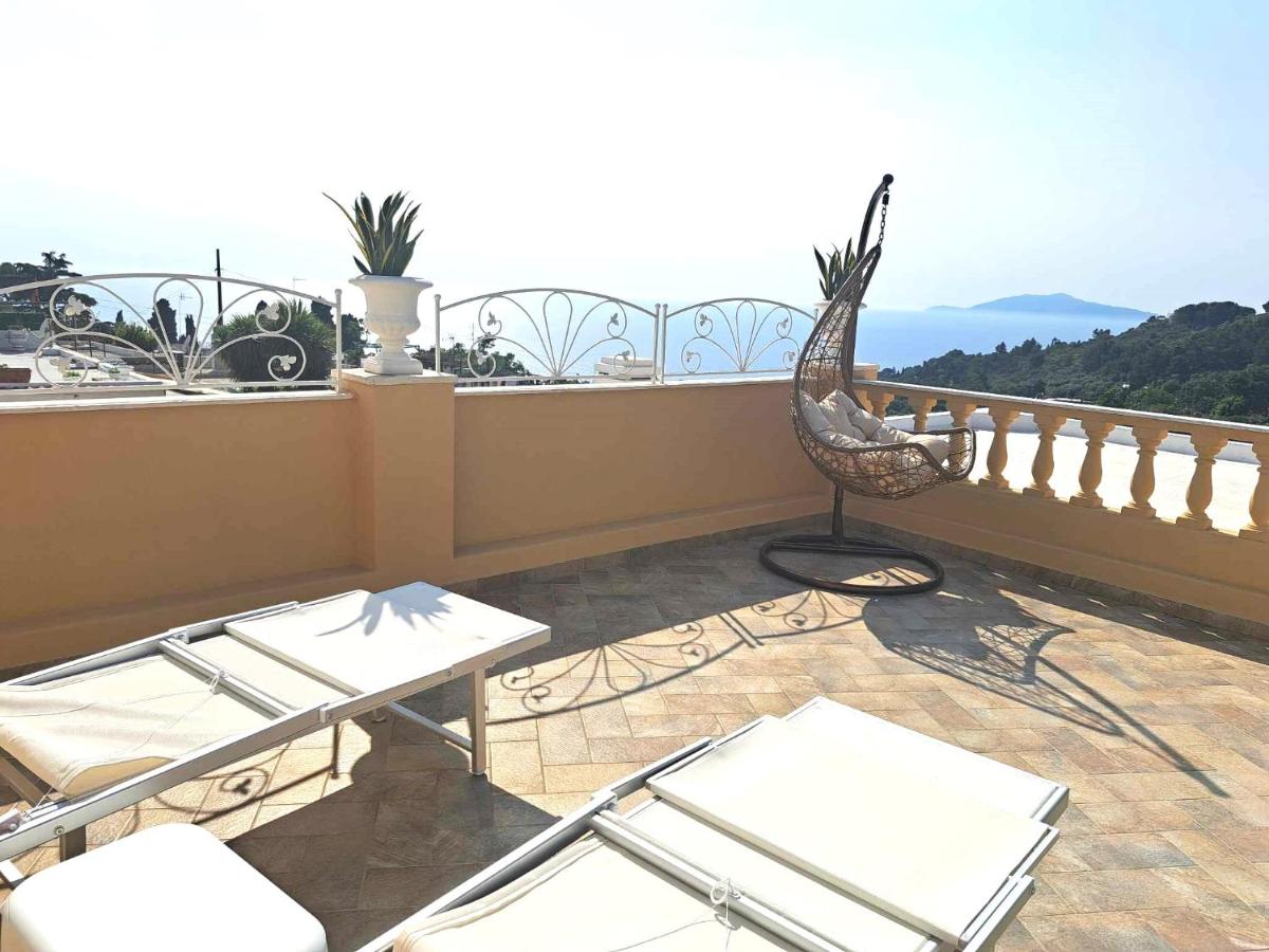 Superior Double or Twin Room with Sea View photo 3