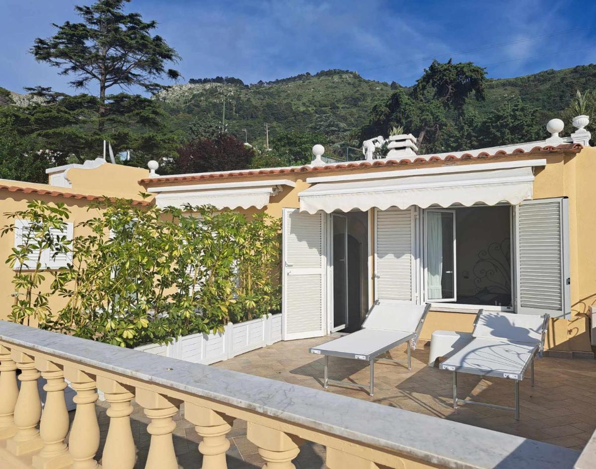 Superior Double or Twin Room with Sea View photo 2