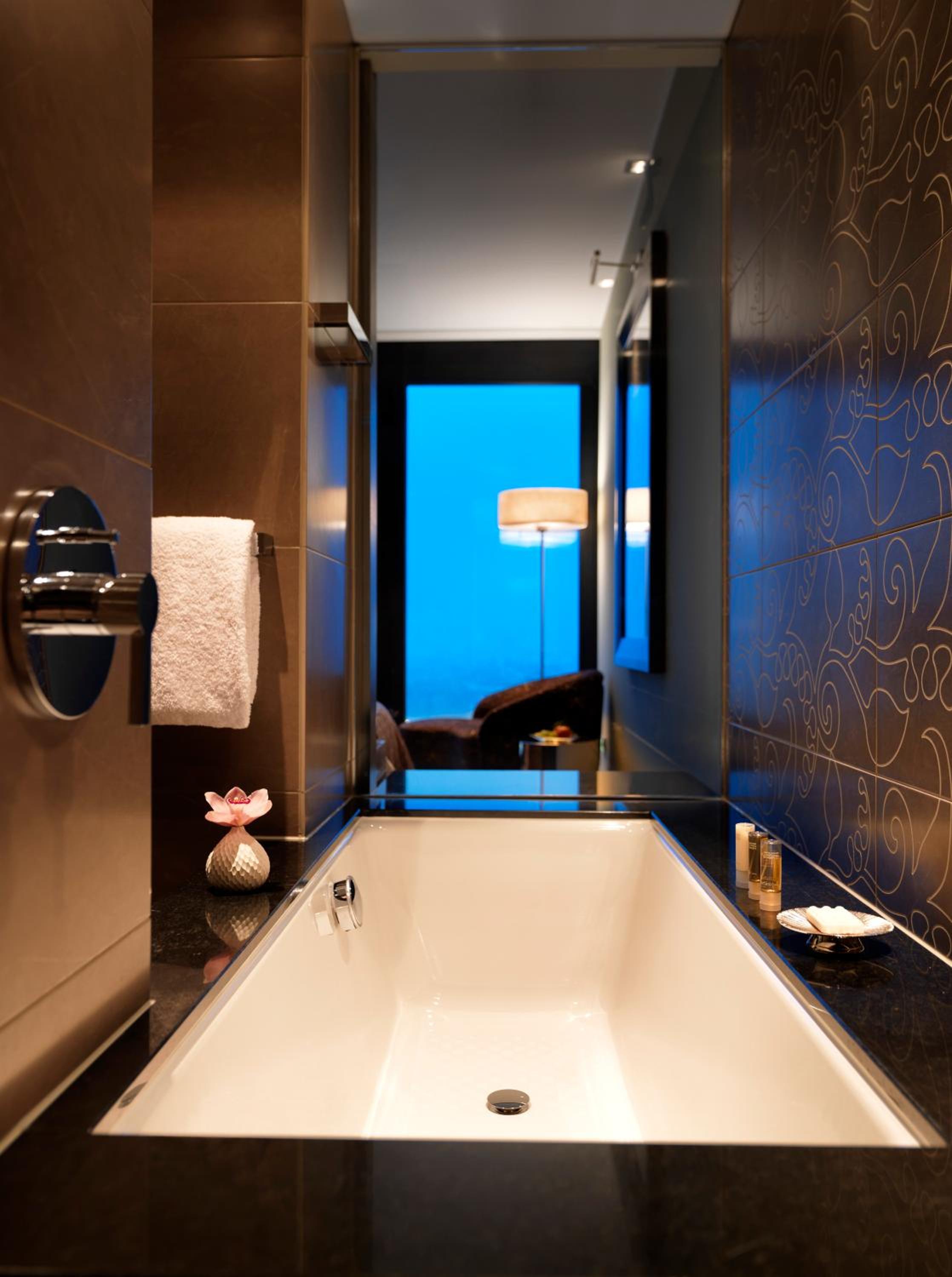 King Room with Harbor View - Photo 9