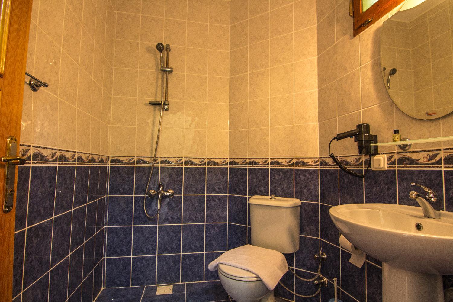 Standard Twin Room photo 2