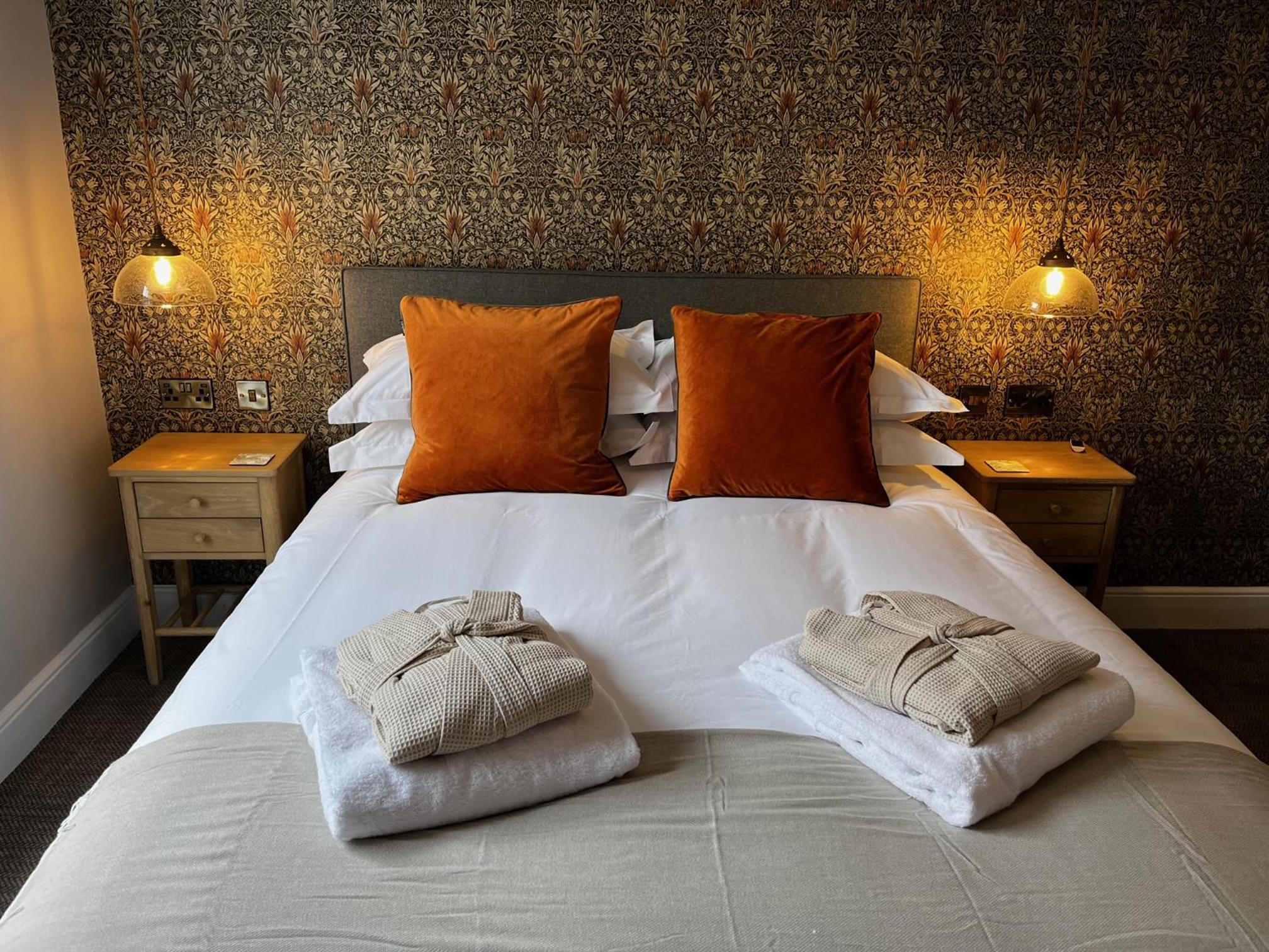 Large Double Room photo 1