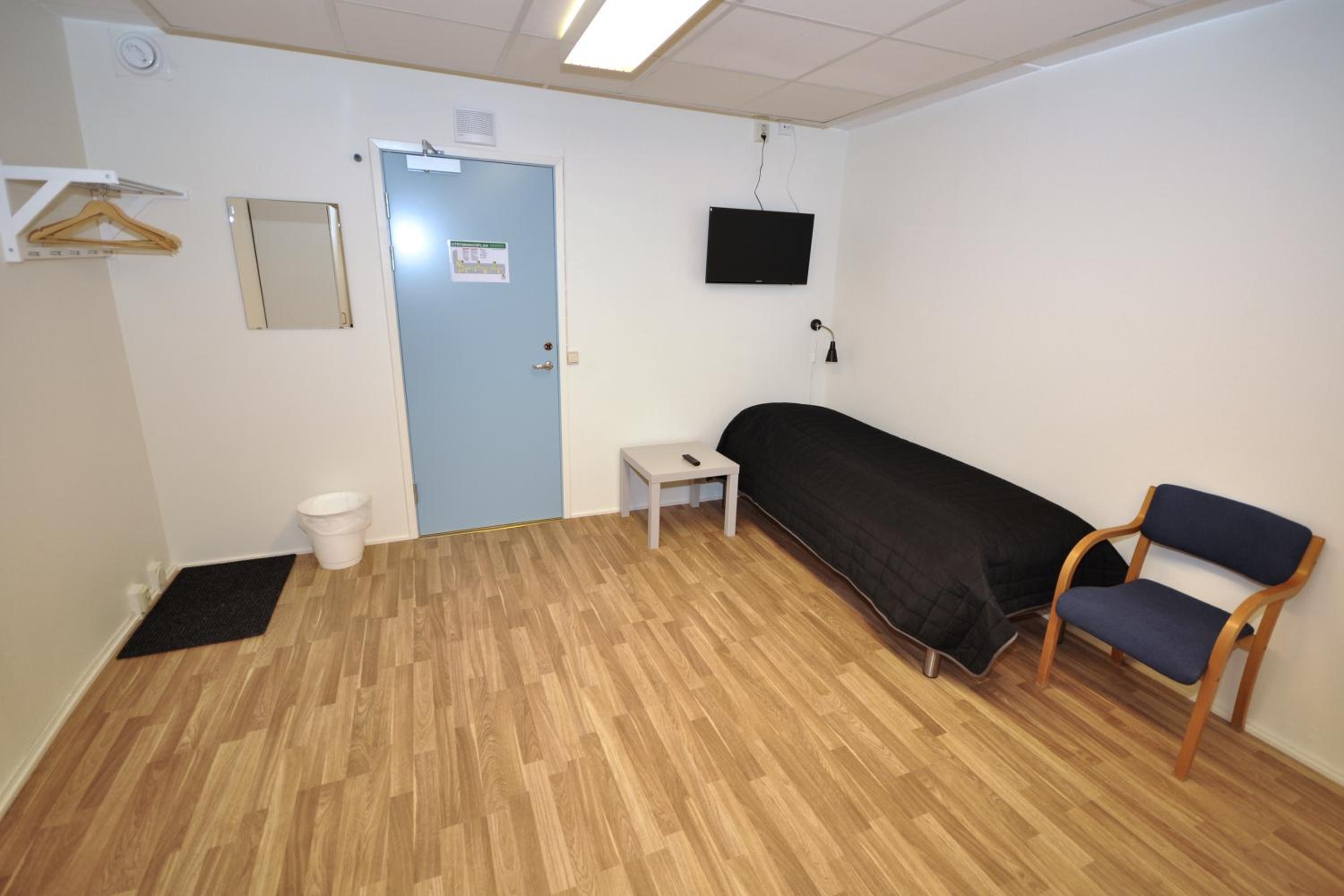 Quadruple Room without Window - Photo 1