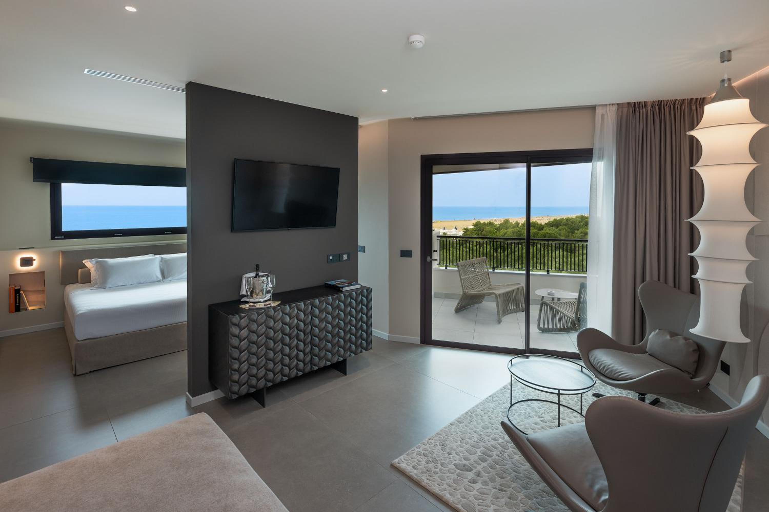 Suite with Sea View photo 2