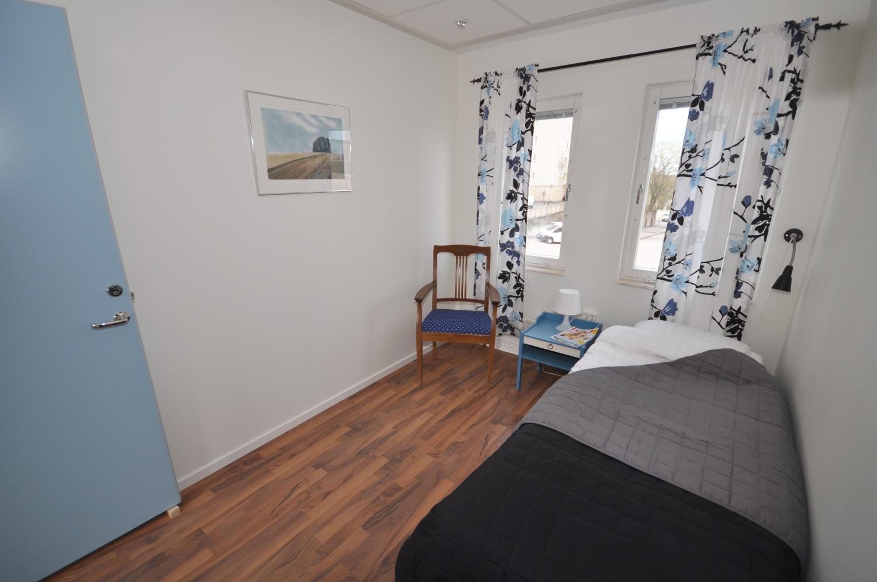 Single Room photo 2
