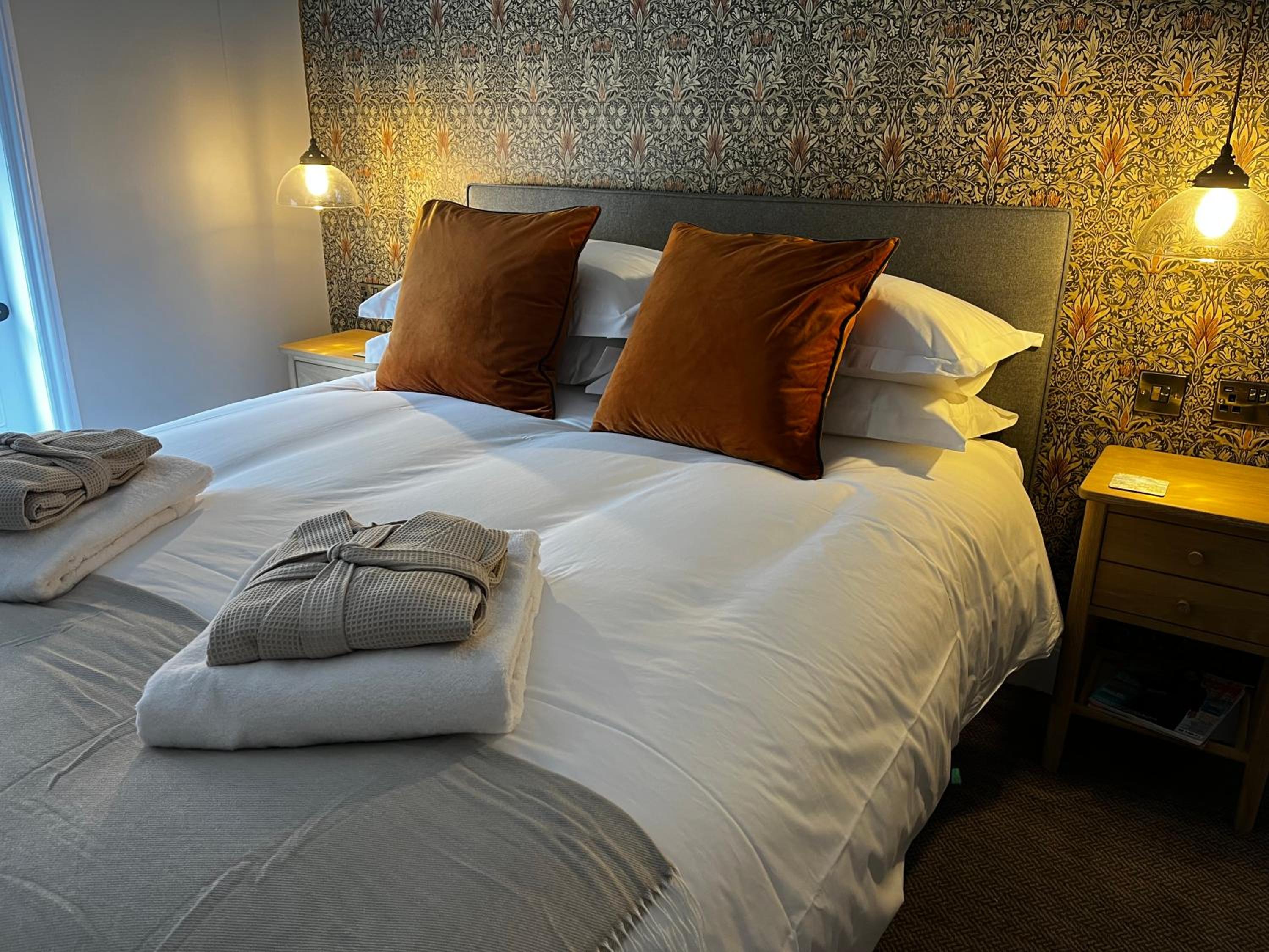 Large Double Room photo 2