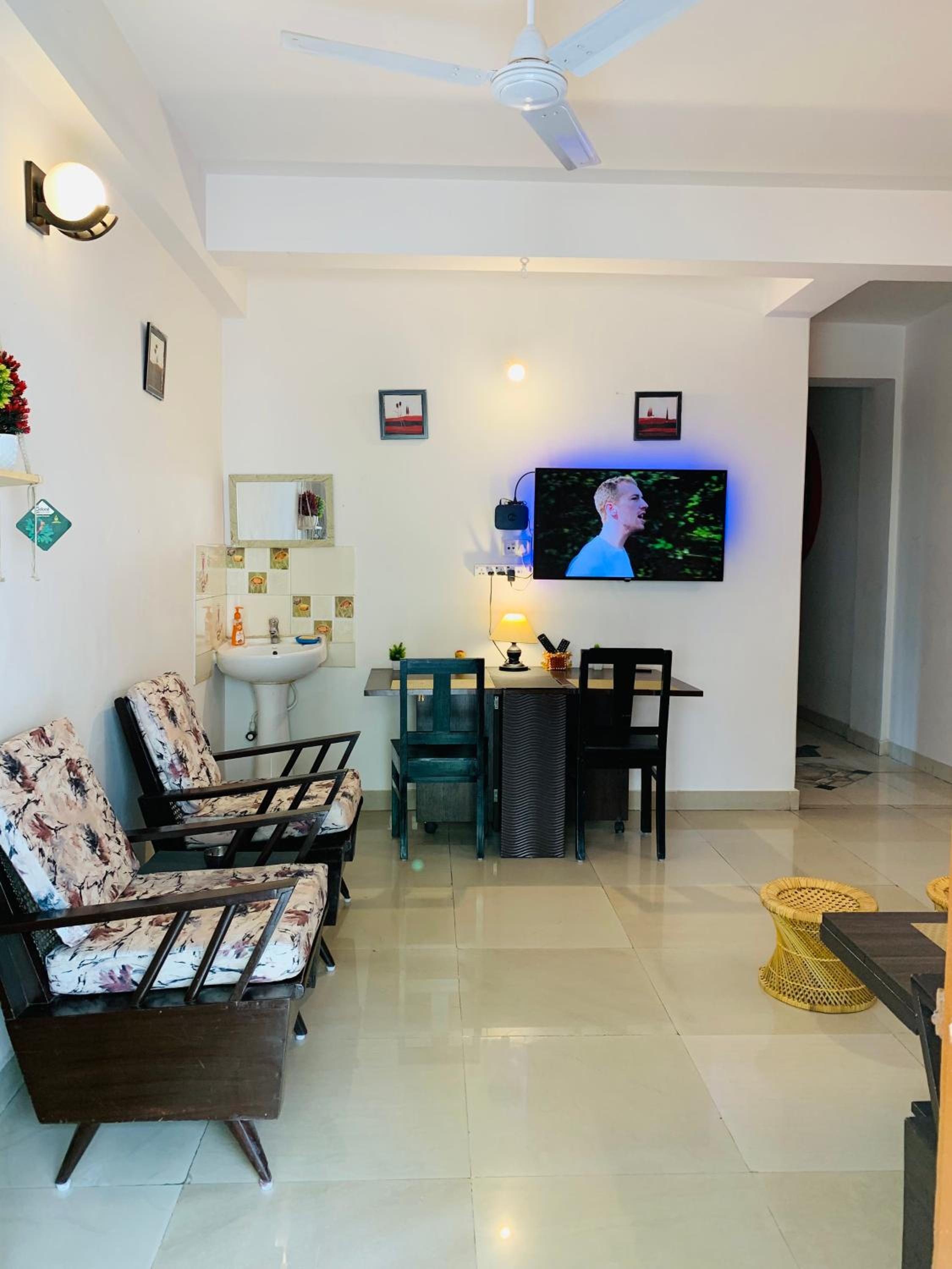 Two-Bedroom Apartment - Photo 37