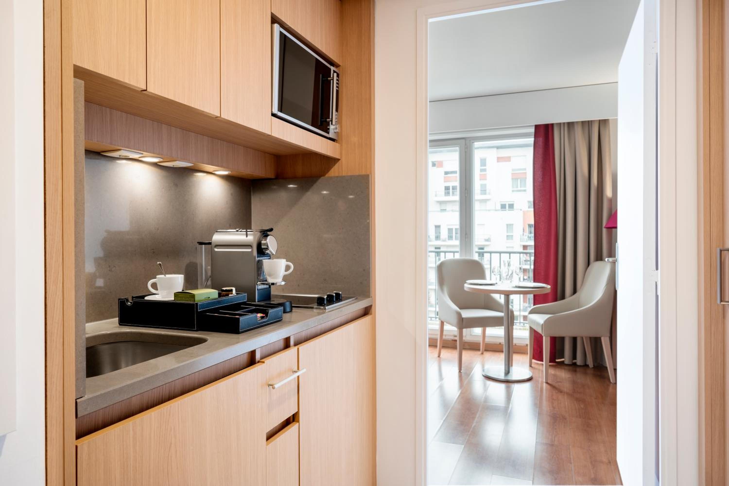 Executive King or Double Room - Photo 4