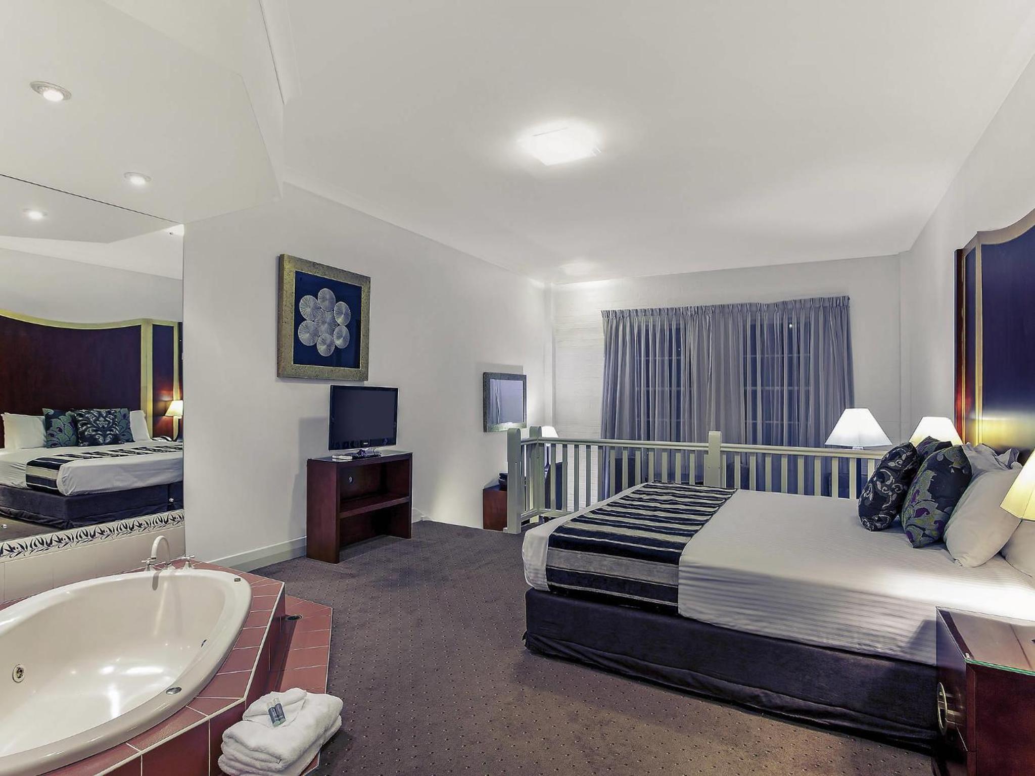 Executive King Suite with Spa