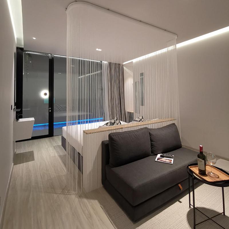Standard Double Room - Photo 11
