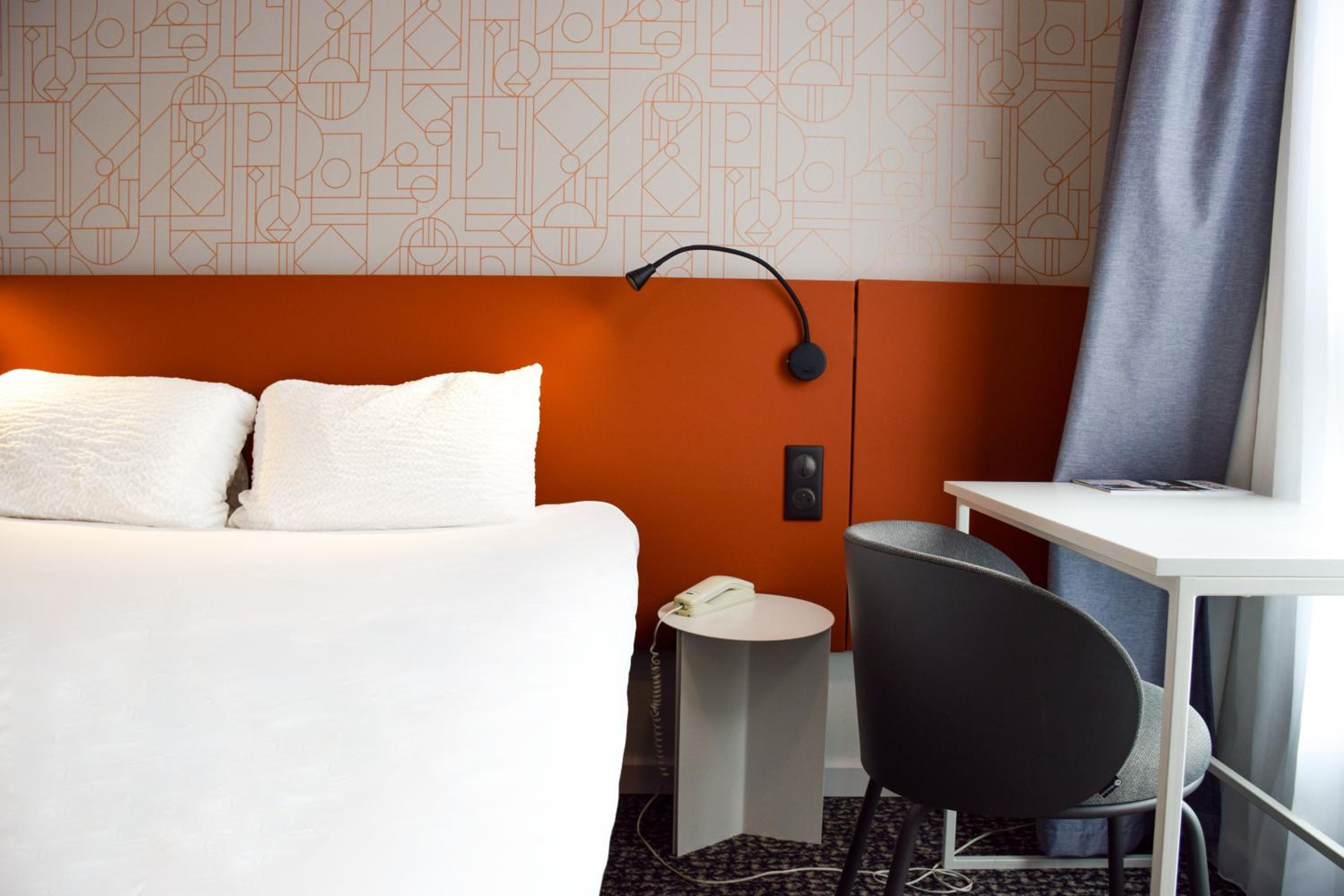 Standard Double Room - Photo 3