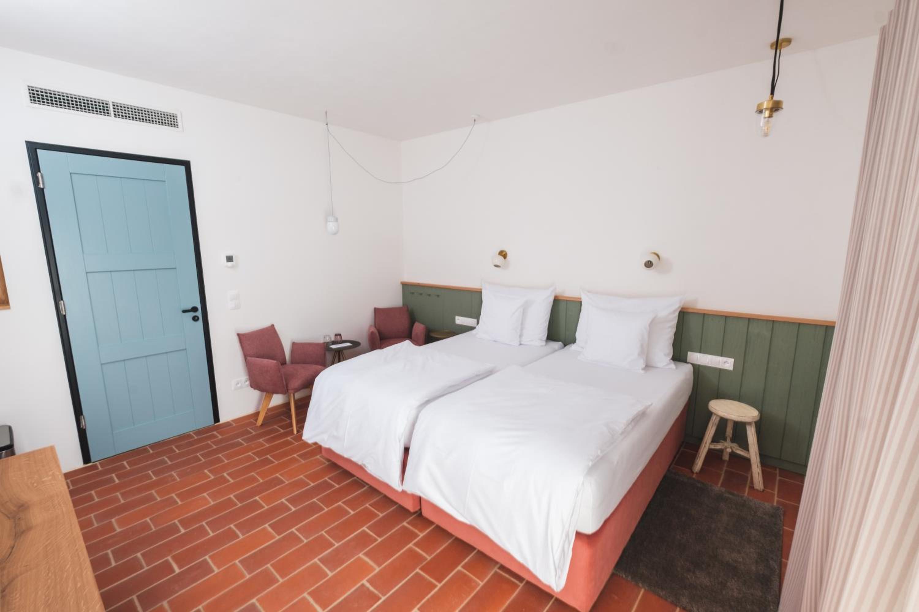 Deluxe Double or Twin Room with Garden View - Photo 1