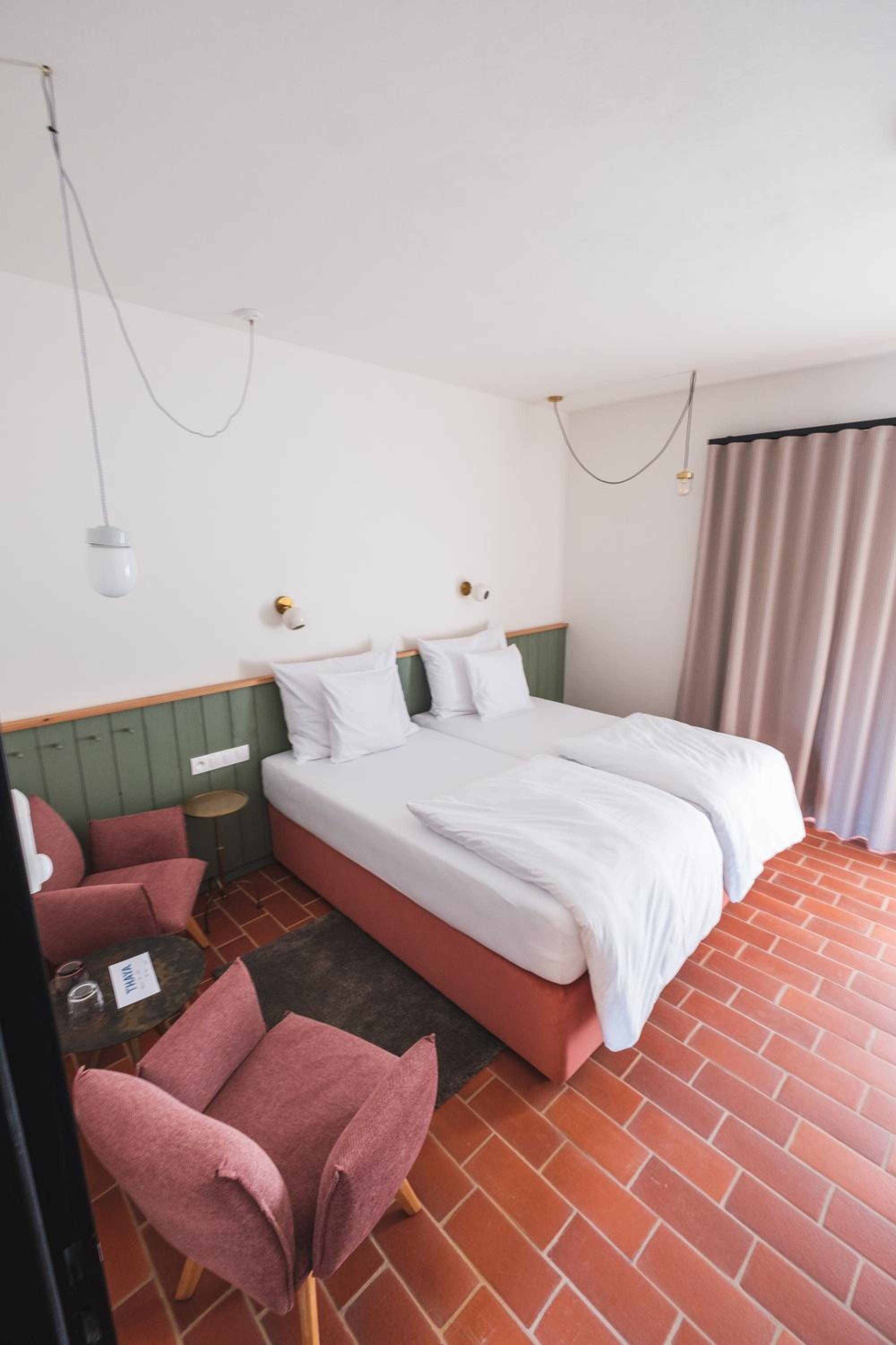 Deluxe Double or Twin Room with Garden View - Photo 9