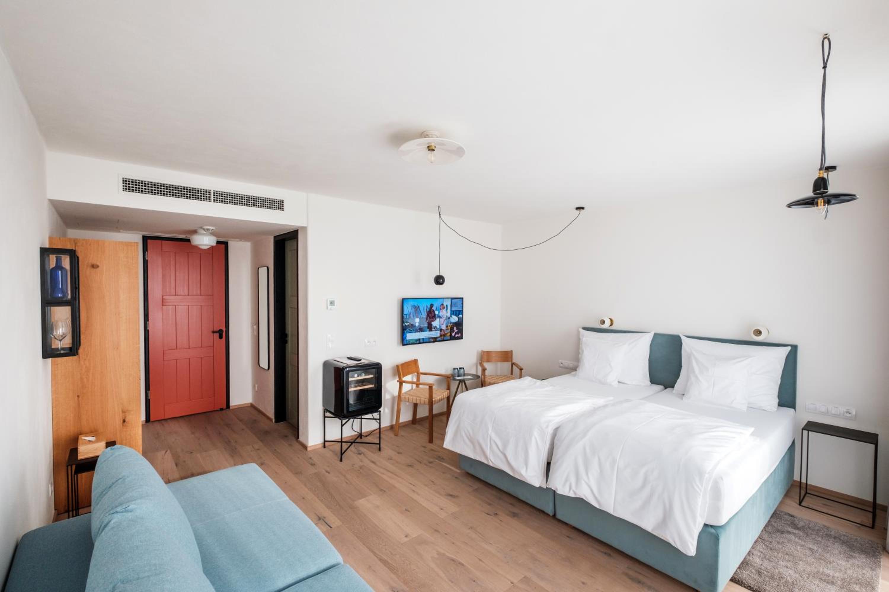 Superior Double or Twin Room with Garden View - Photo 7