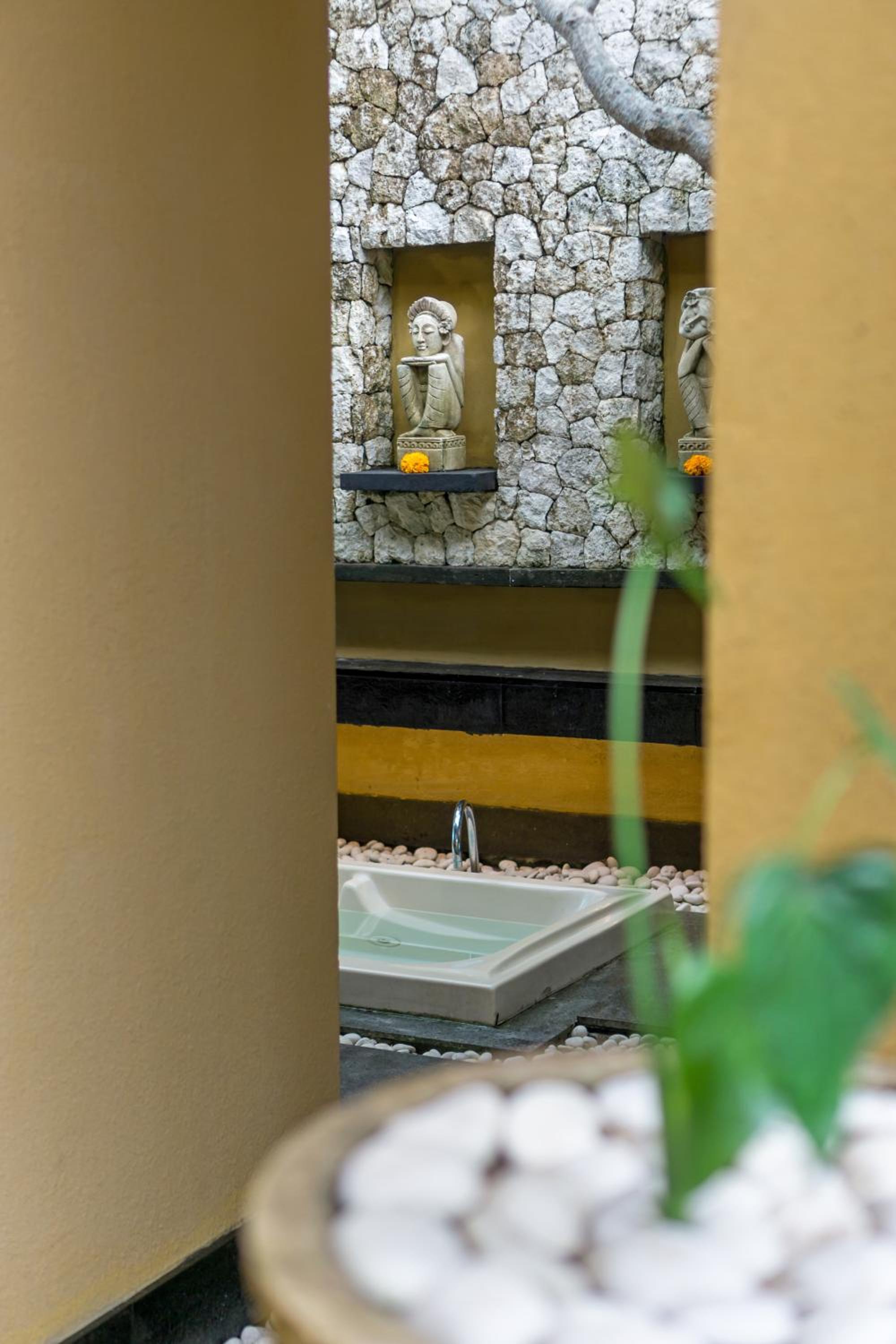 One Bedroom Deluxe Villa with Private Pool - Photo 5