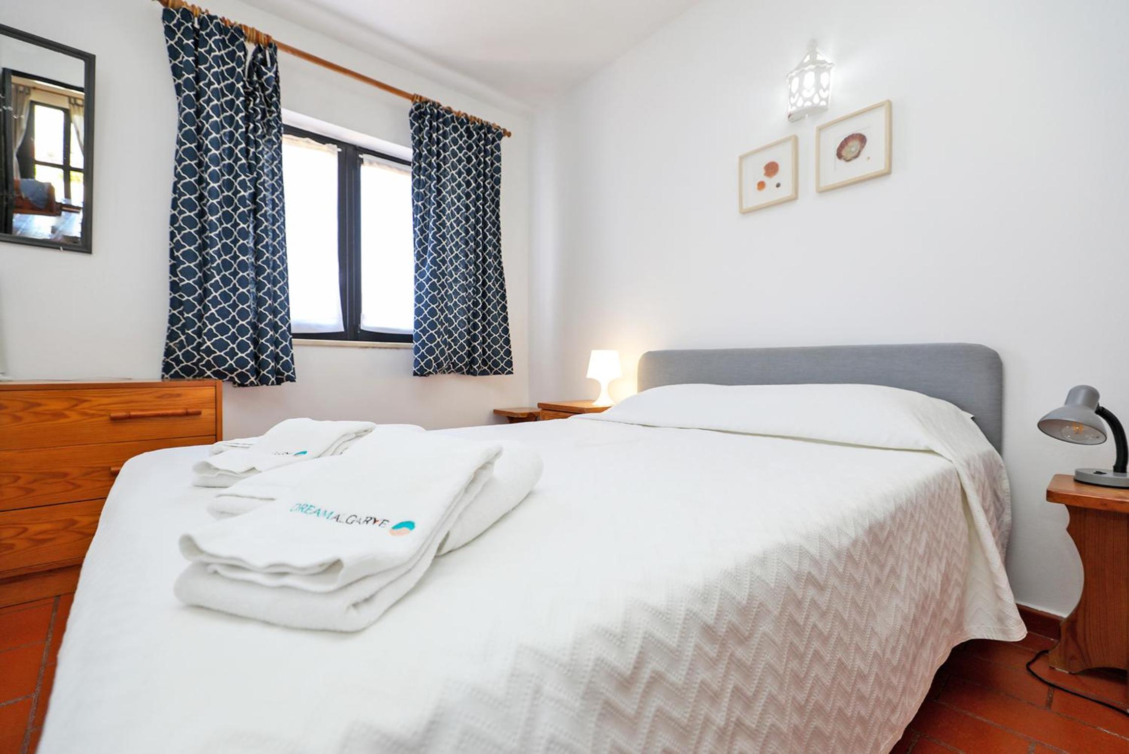 One-Bedroom Apartment - Photo 16
