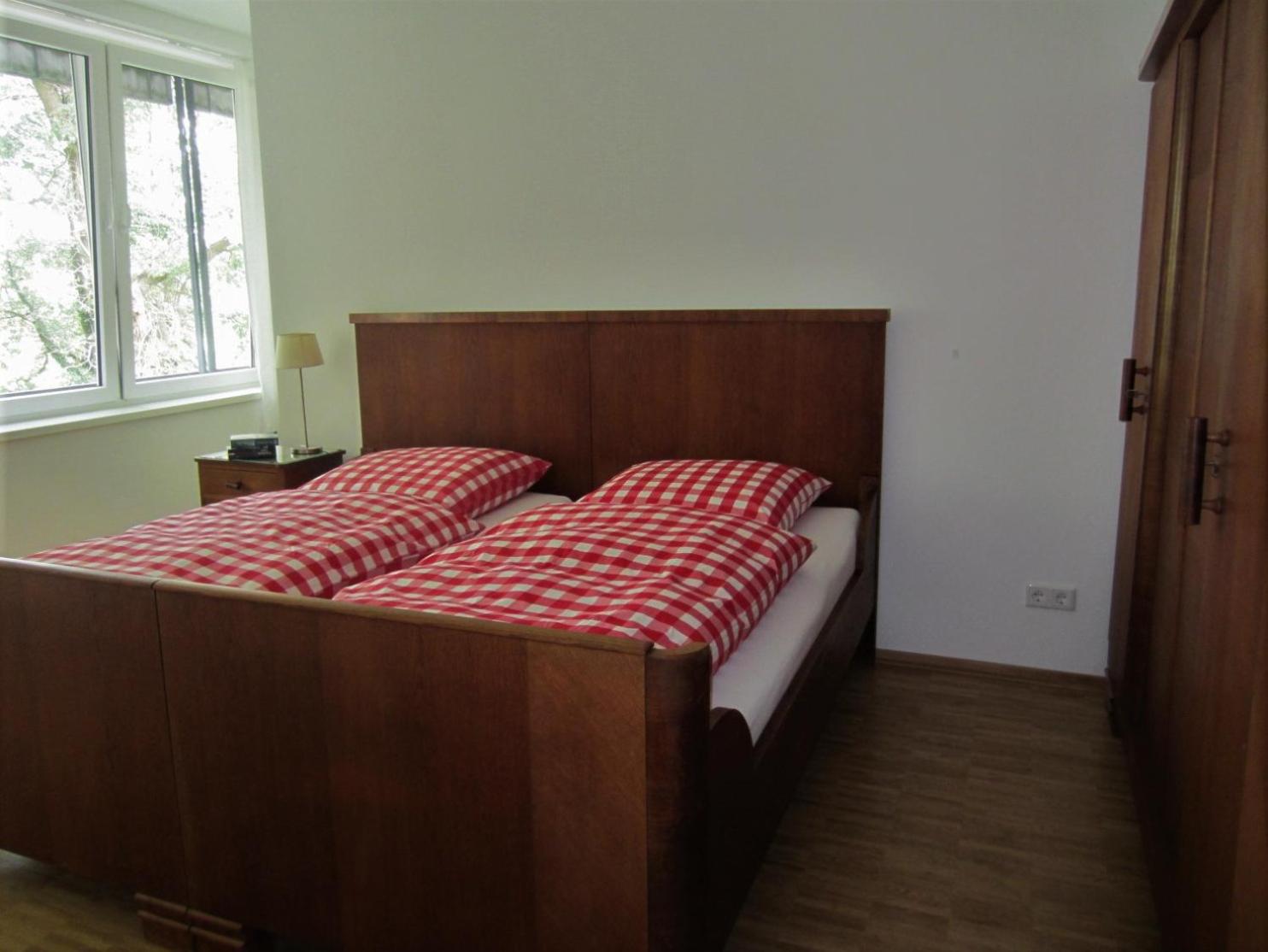 Apartment with Balcony photo 3