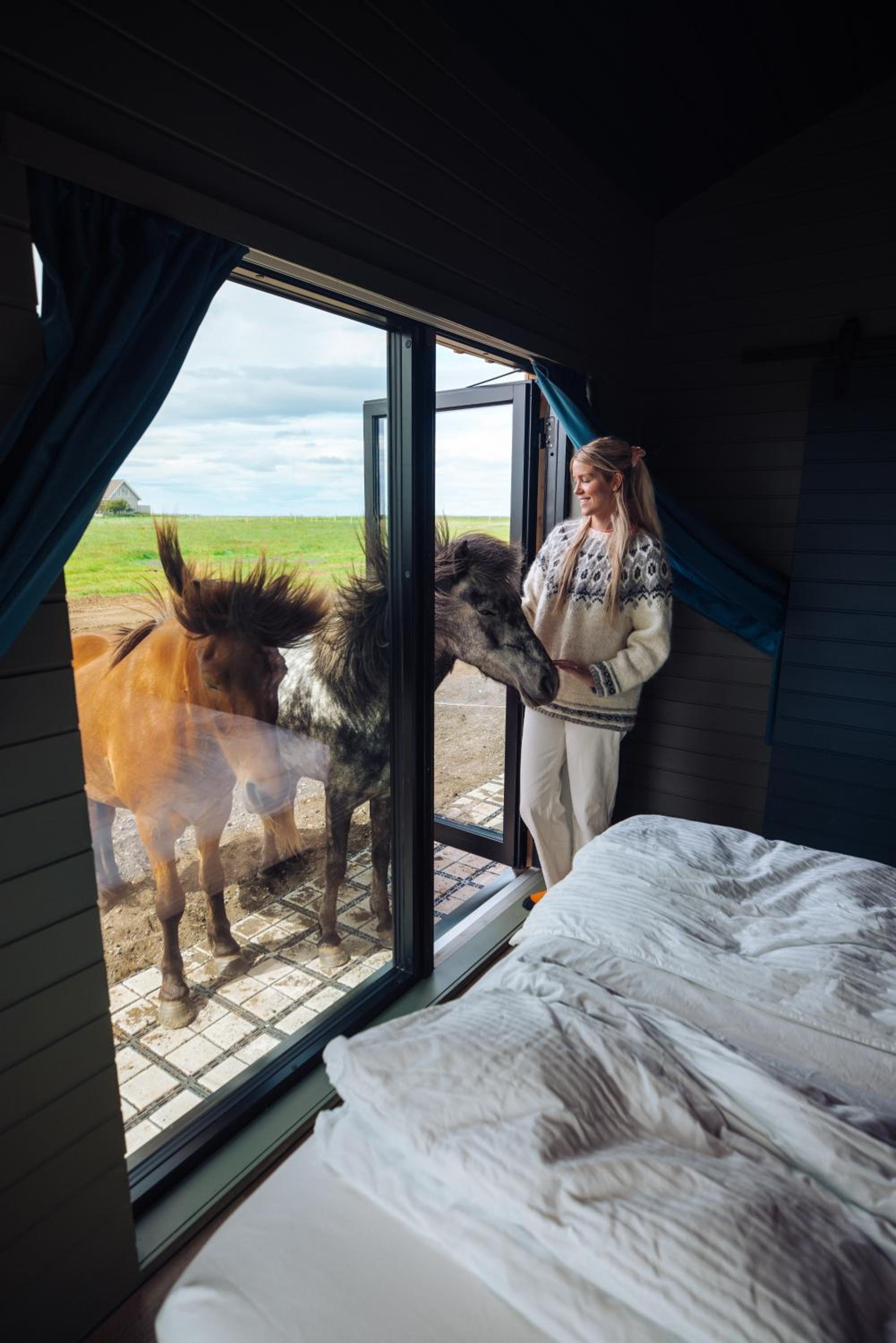 Sleeping with the horses Kristall photo 2