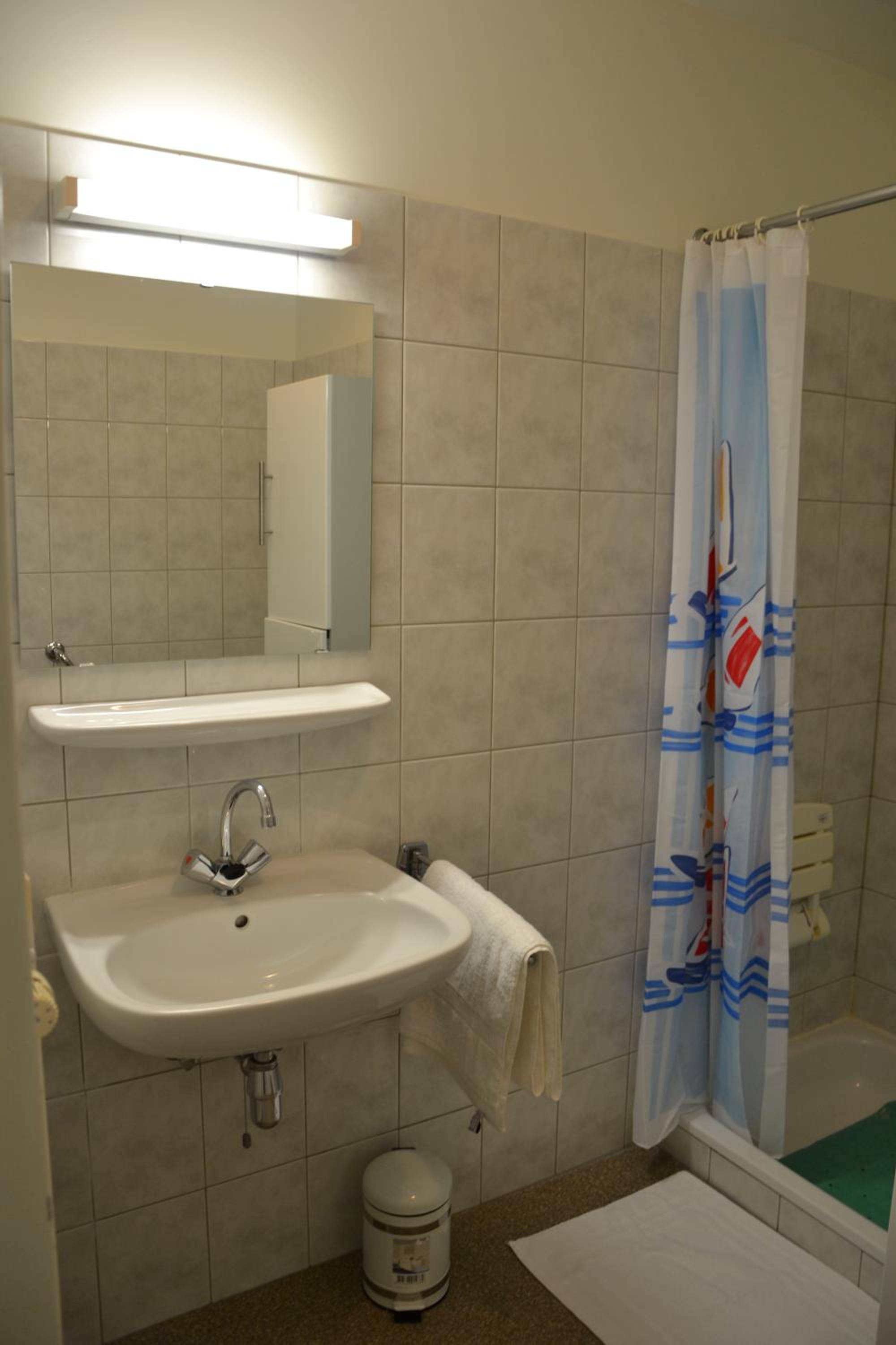 1 bedroom flat photo 2