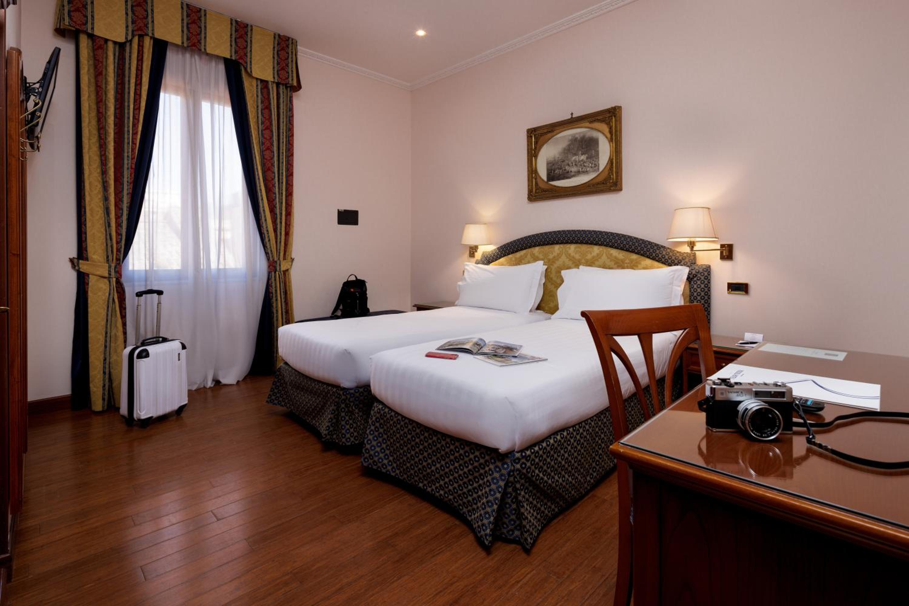 Standard Twin Room - Non-Smoking